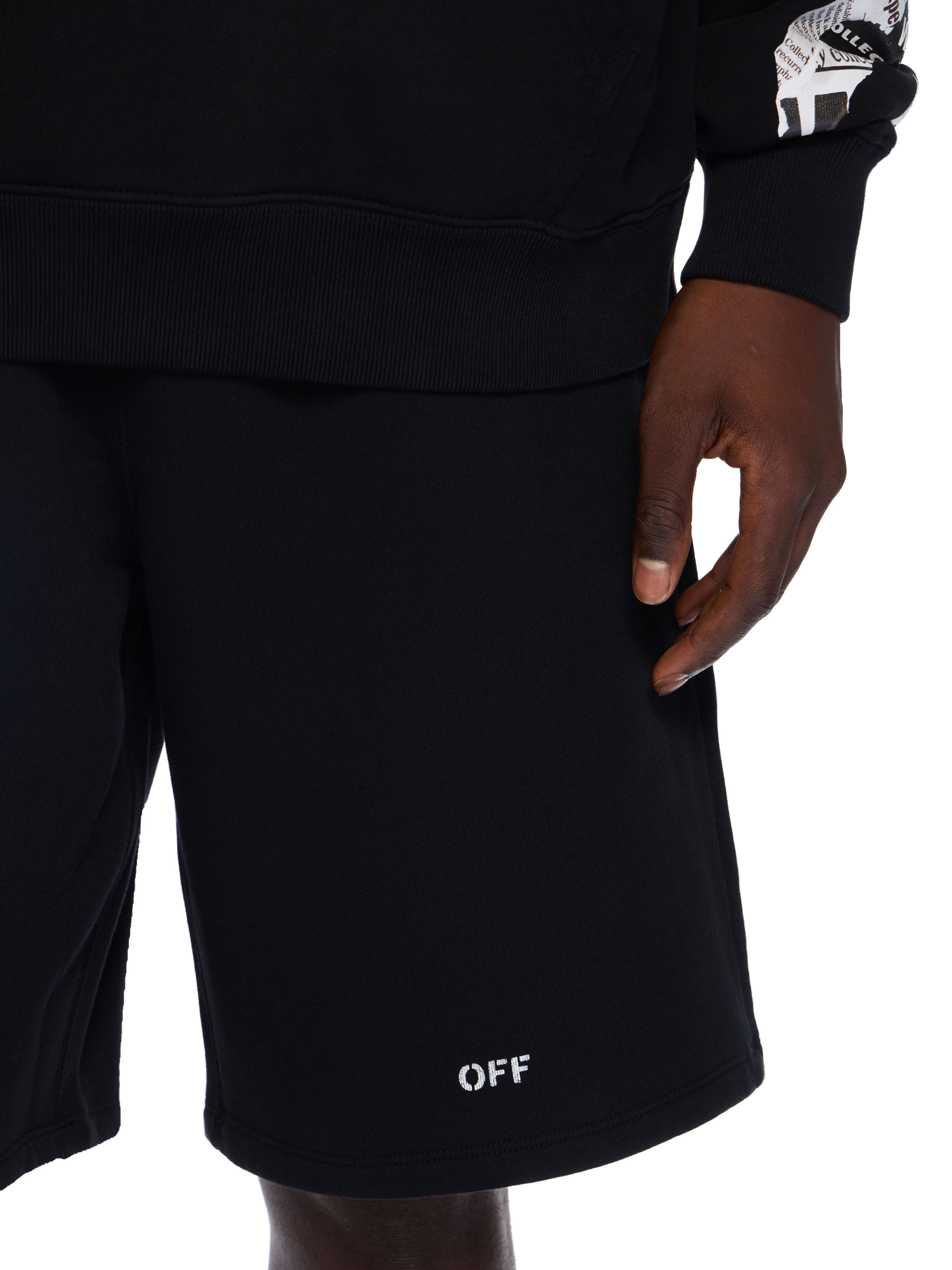 Newspaper Arr Skate Sweatshorts OFF WHITE Newspaper Arr Skate Sweatshorts BLACK - WHITE OMCI013F25FLE002