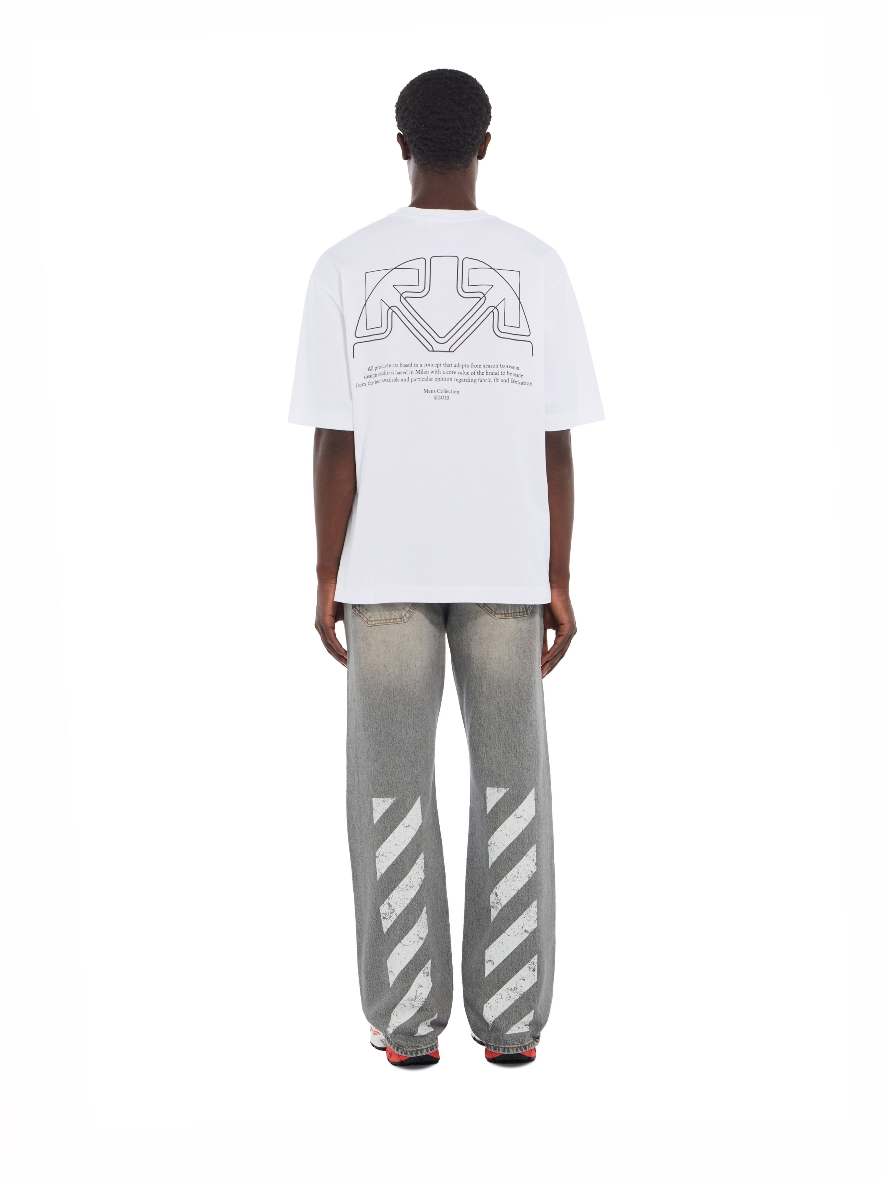 T-Shirt Skate Offline Half Arrow OFF WHITE T-Shirt Skate Offline Half Arrow WHITE 44MAA120F26J01E