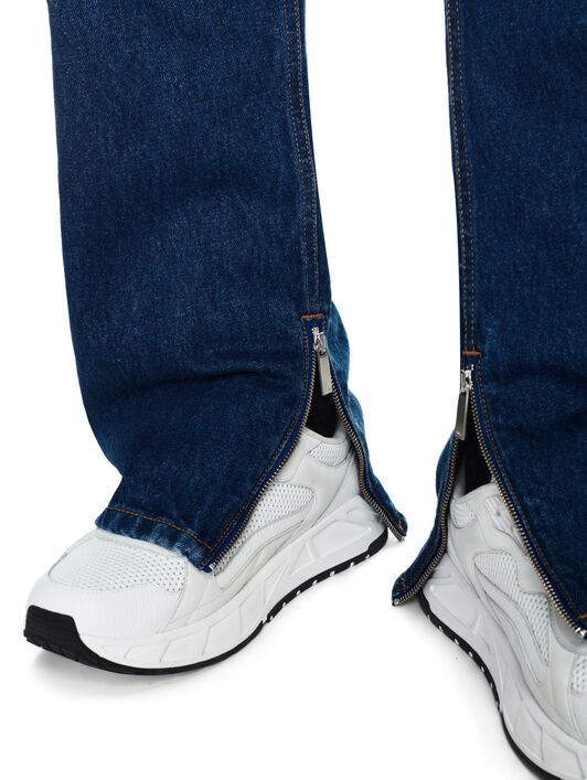 Skate-Jeans mit Pfeil-Aufdruck und Reißveschluss OFF WHITE Skate-Jeans mit Pfeil-Aufdruck und Reißveschluss BLAU OMYA177F23DEN002