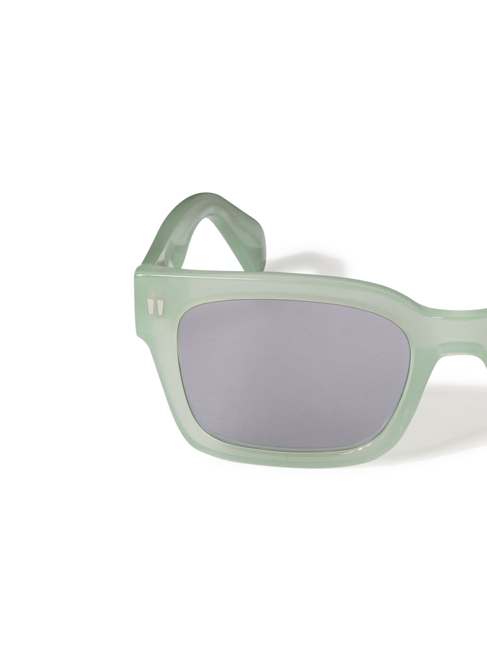 OFF WHITE Midland Sunglasses GREEN OERI108C99PLA001