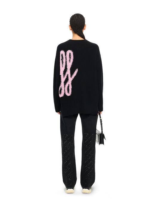 Shared Fuzzy Knit Crewneck OFF WHITE Shared Fuzzy Knit Crewneck Black-Soft Pink 2HE10US26KNI001