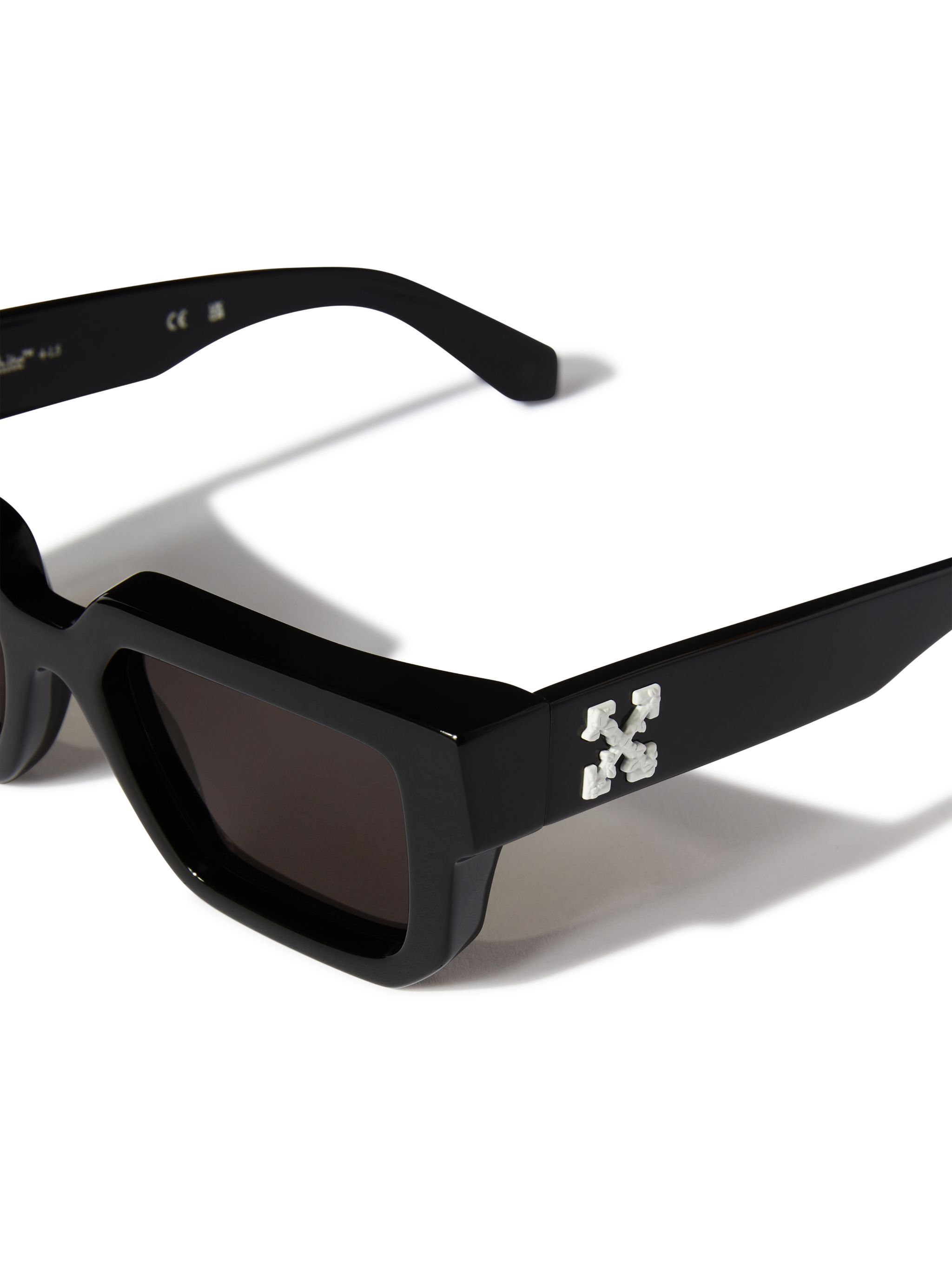 OFF WHITE Silverstone Sunglasses BLACK OERI146S25PLA001
