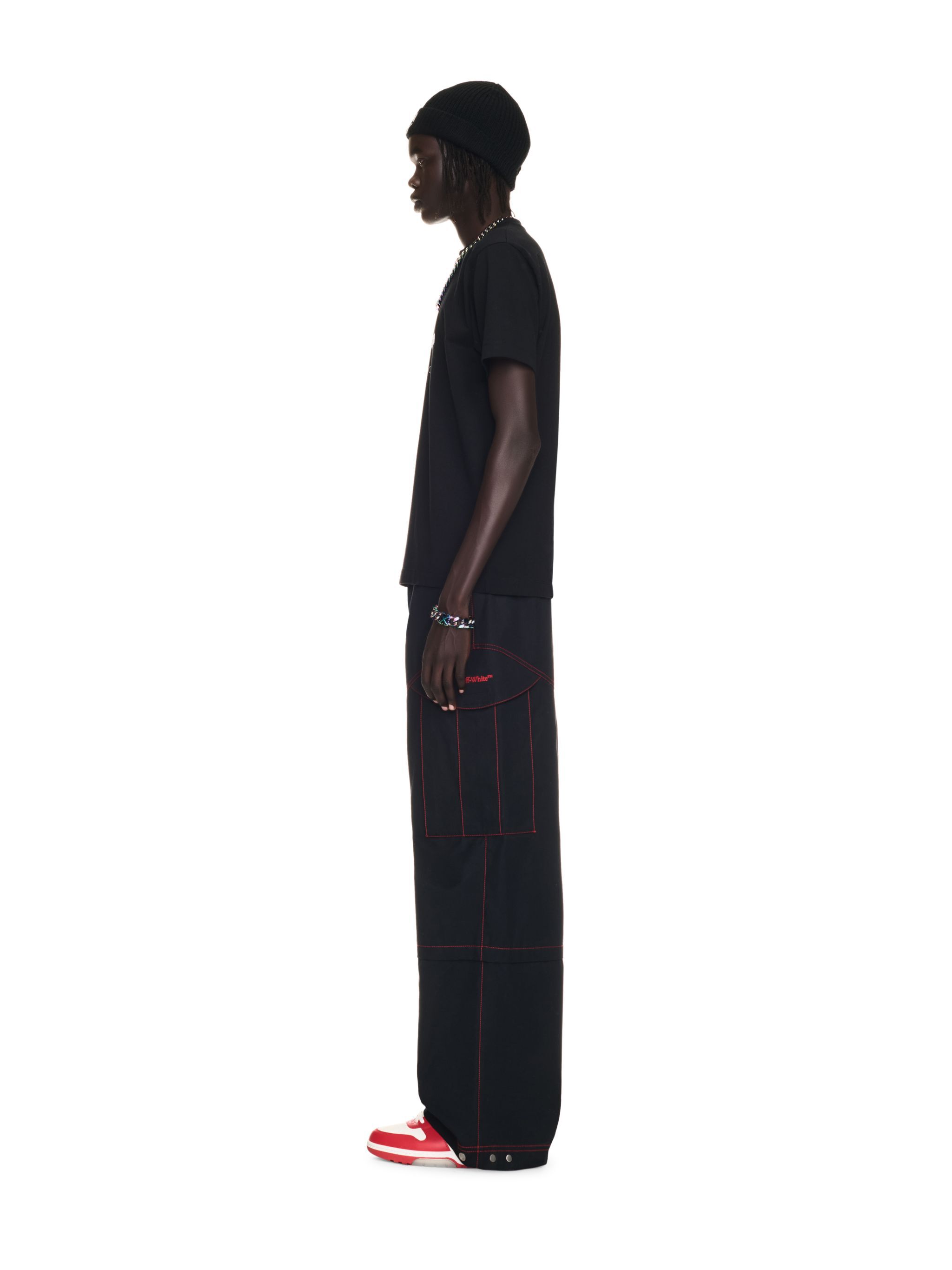 OFF WHITE Black Flock Arrow Slim S/S Tee BLACK OMAA027F24JER007