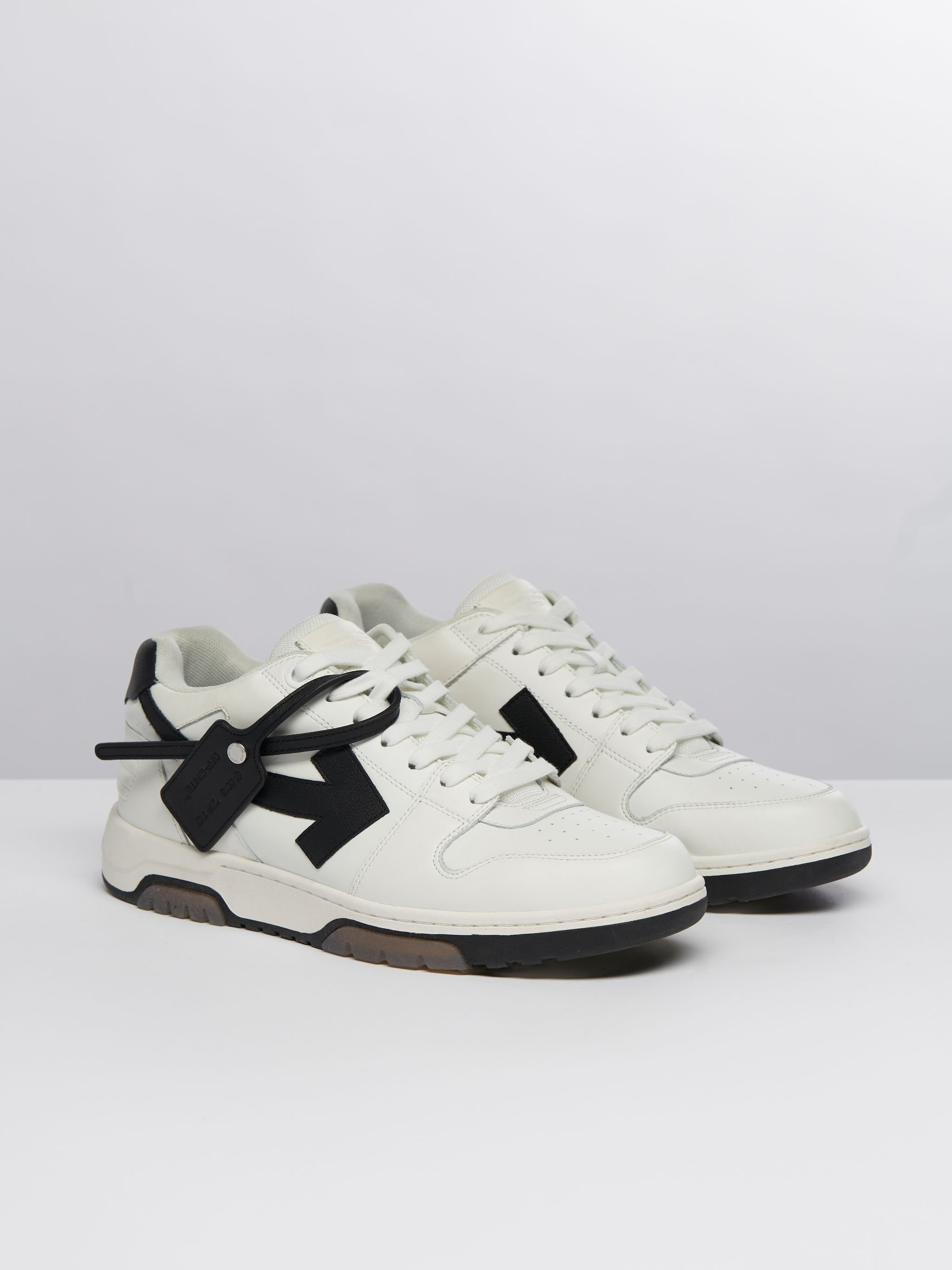 OFF WHITE out of office "ooo" sneakers WEISS OMIA189F21LEA001