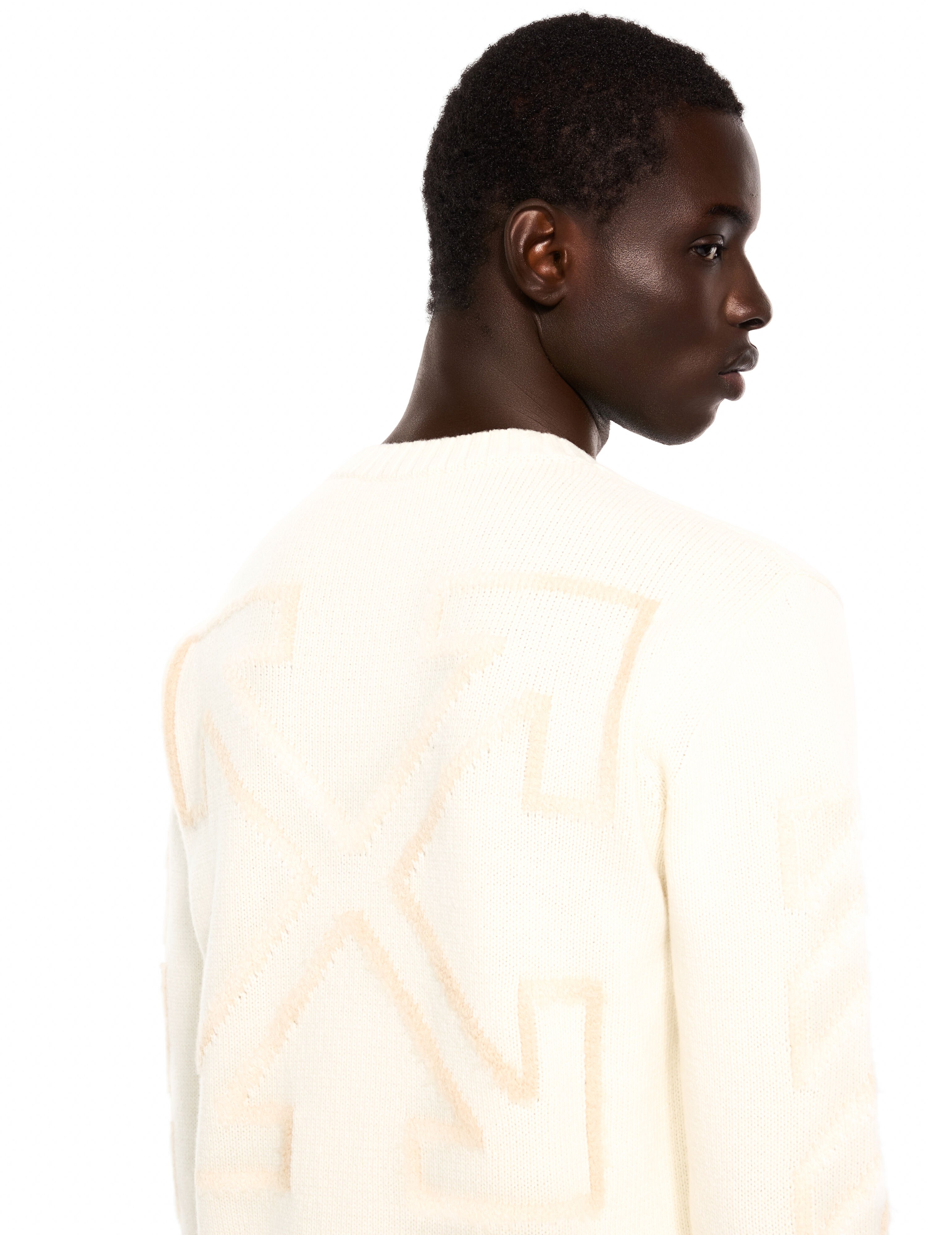 iagonal Arrow Fuzzy Knit Crewneck OFF WHITE iagonal Arrow Fuzzy Knit Crewneck CREAM 44MHE087F26K001