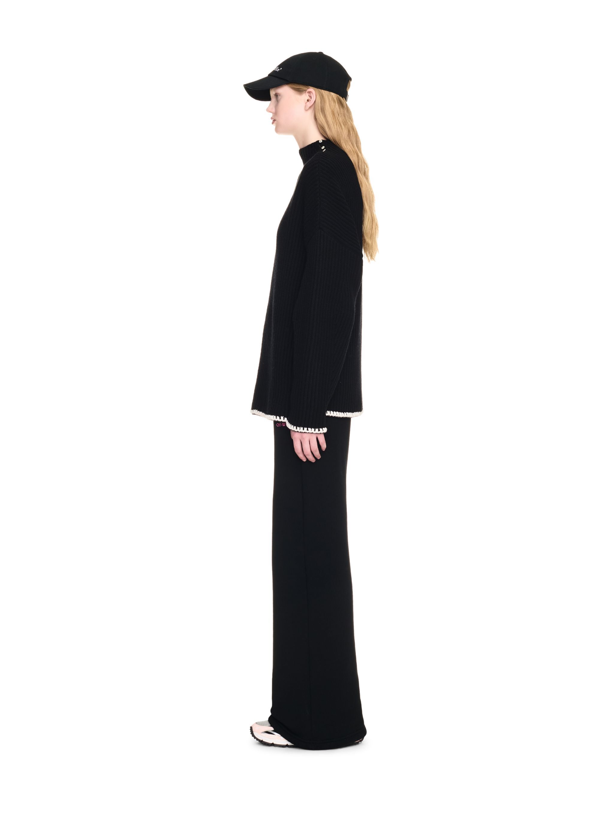 OFF WHITE Merino Wo Trim Arrow Turtlen BLACK OWHF054F24KNI001