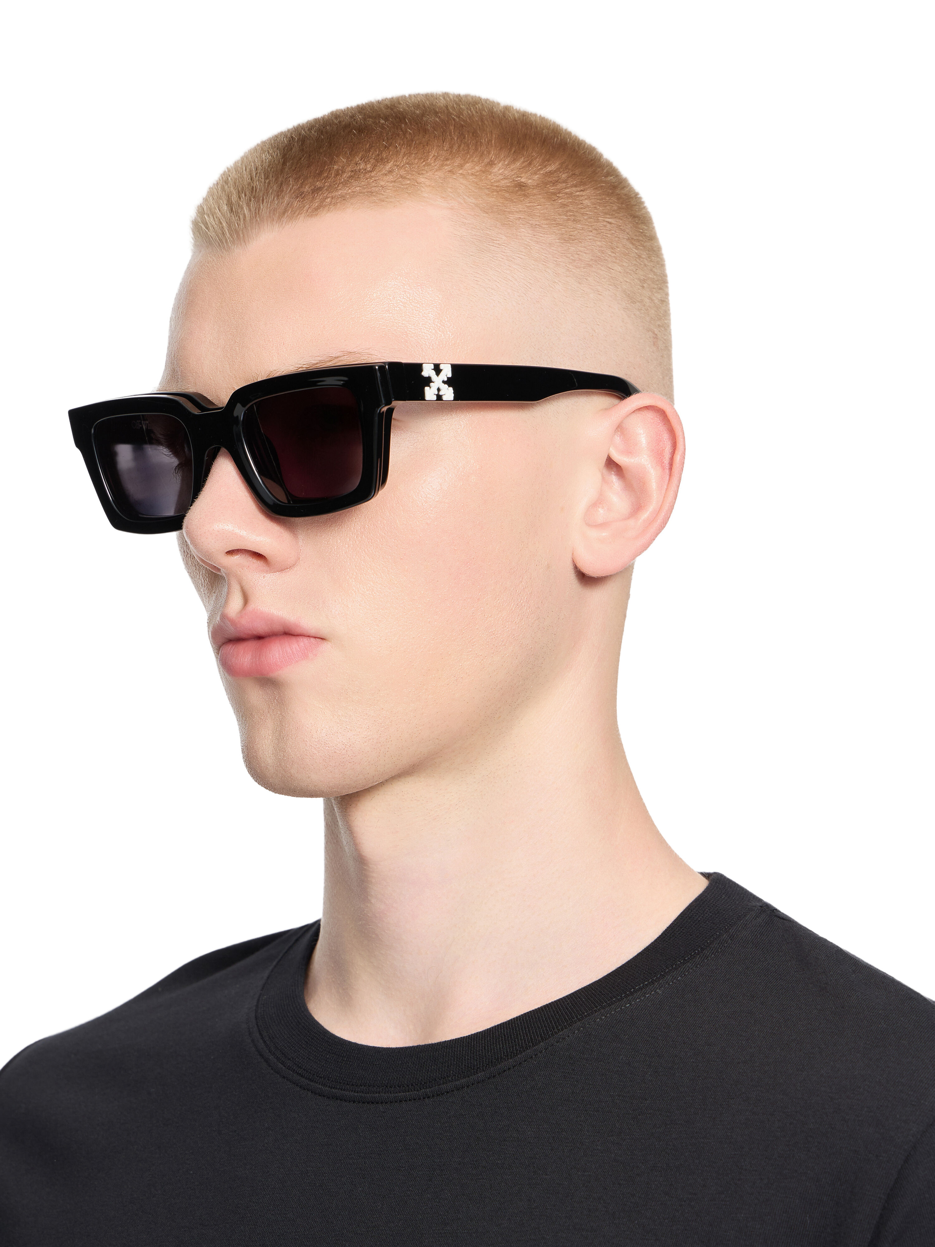 Clip On Dark Grey Lens Sunglasses in Shiny Black | Off-White™