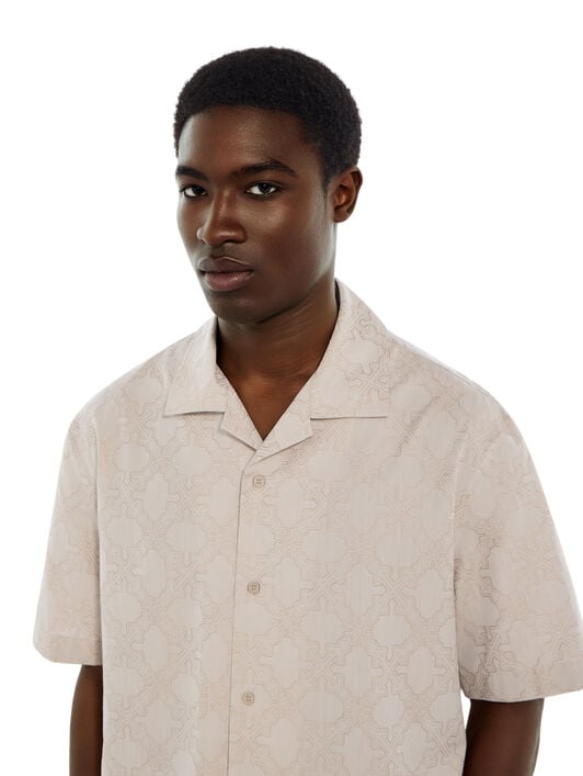 Camicia Bowling Arrow Monogram OFF WHITE Camicia Bowling Arrow Monogram STRING 44MGG01QF26F004