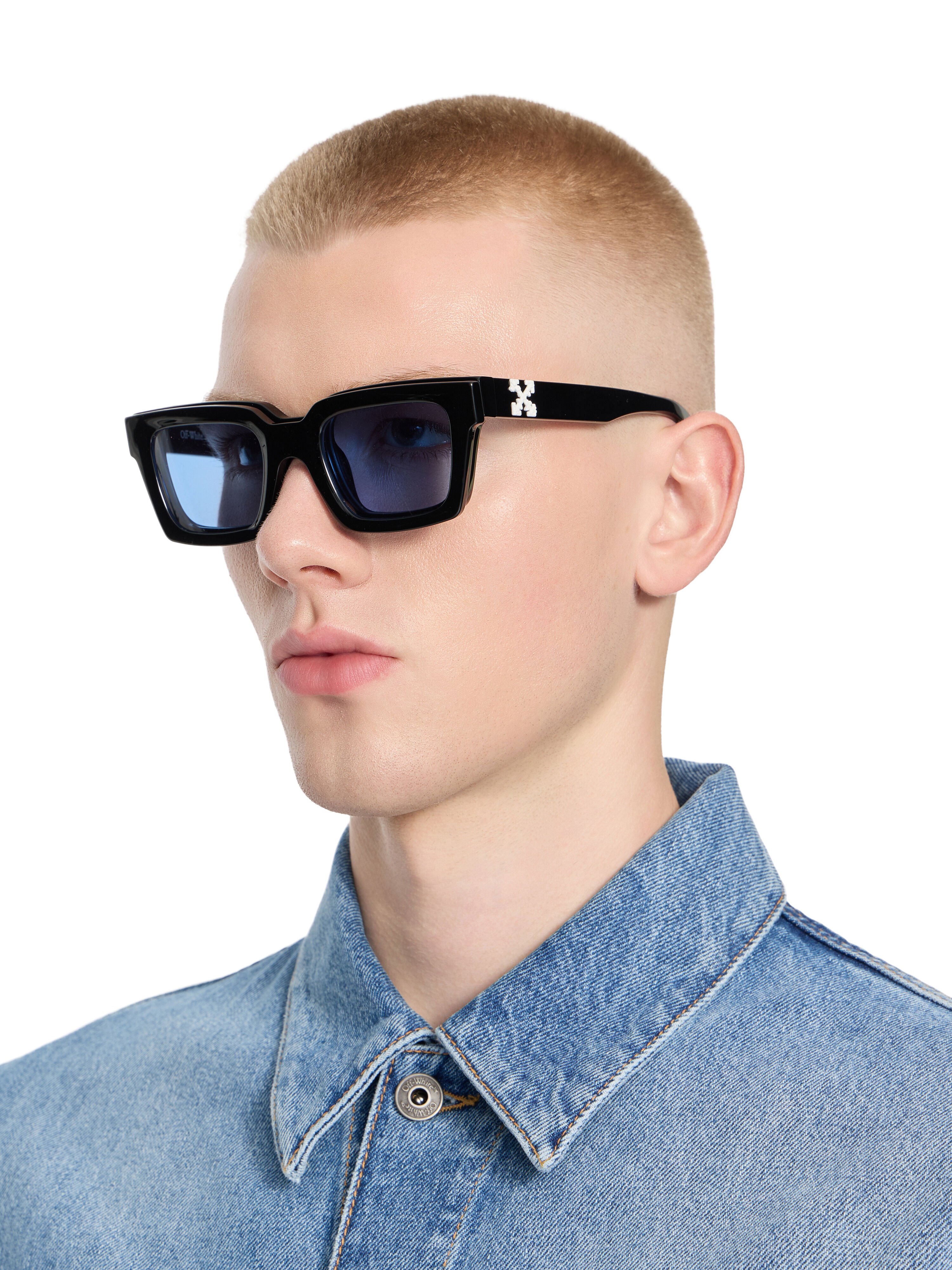 Clip On Light Blue Lens Sunglasses OFF WHITE Clip On Light Blue Lens Sunglasses Shiny Black OW9000104550