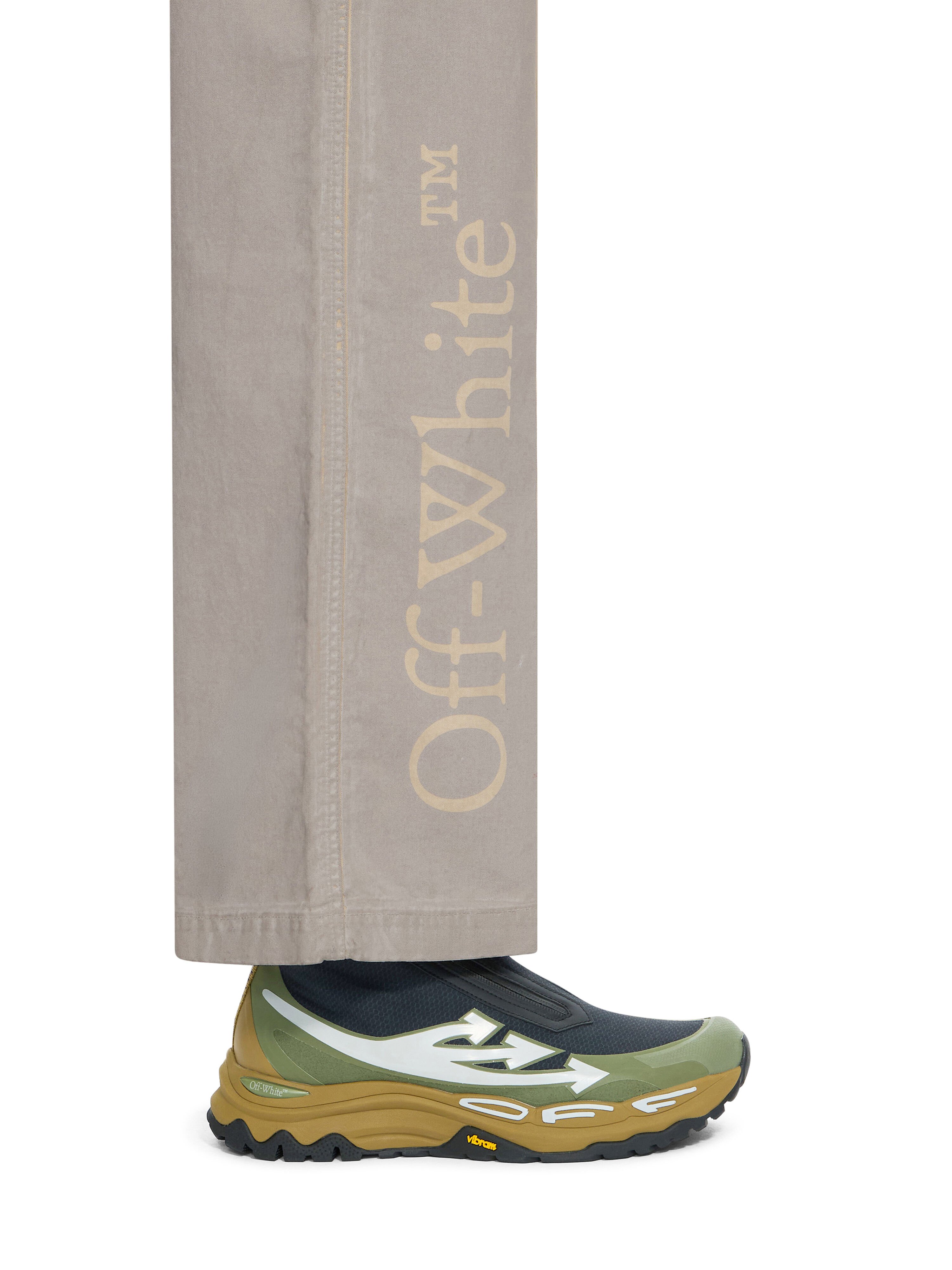 Be Right Back Trail High Sneakers OFF WHITE Be Right Back Trail High Sneakers GREEN/WHITE OF05802310