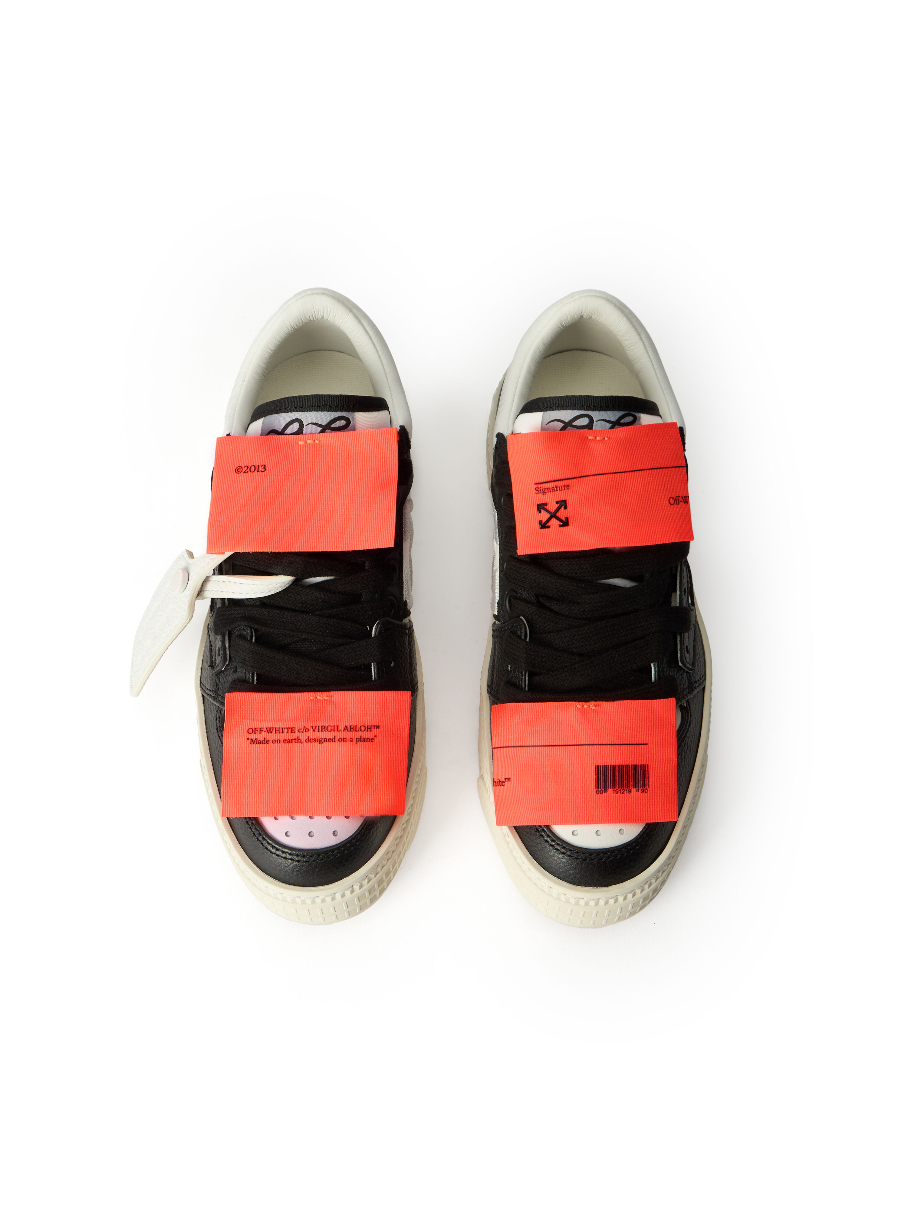 OFF WHITE Low Top 3.0 Off Court Sneakers WHITE/BLACK OF06206101