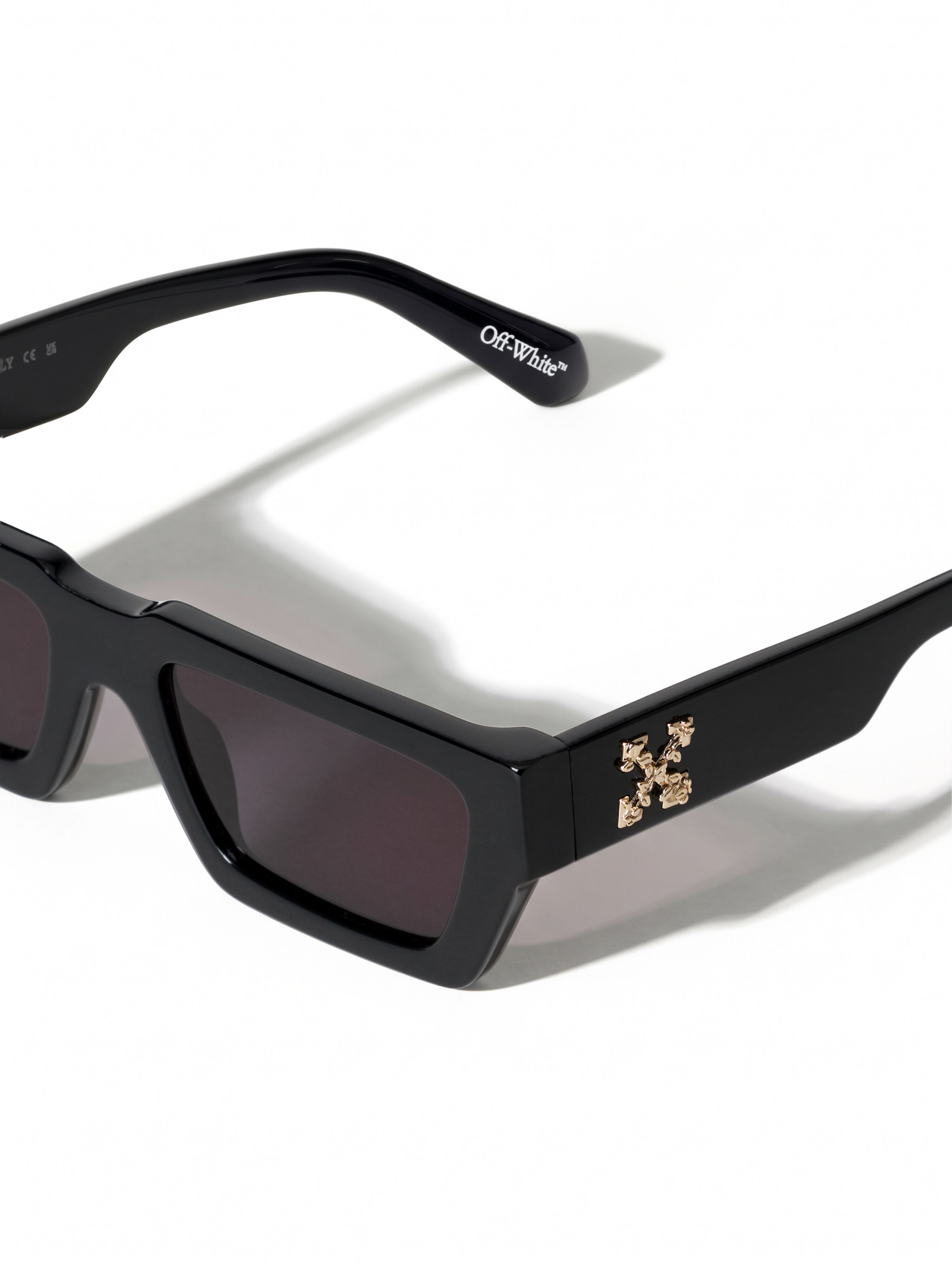 OFF WHITE Manchester Grey Lens Sunglasses BLACK/SMOKE OW10689154
