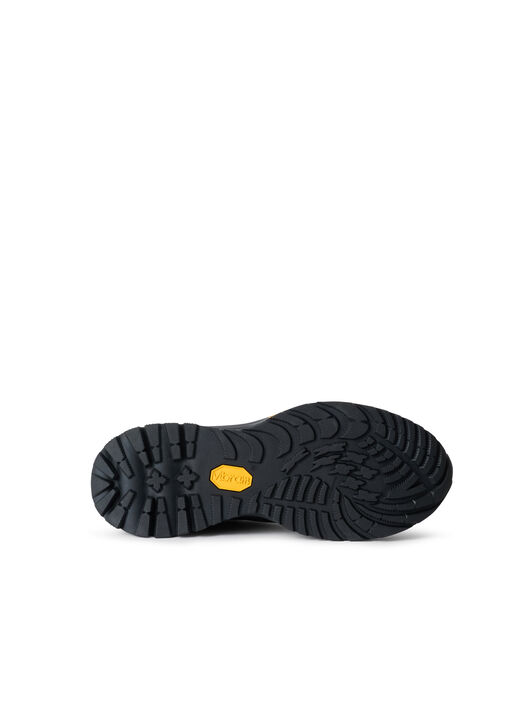 Be Right Back Trail Low Sneakers OFF WHITE Be Right Back Trail Low Sneakers BLACK OF05801001