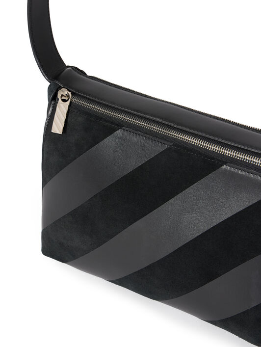 OFF WHITE Sandbag 404 Diagonal Bag BLACK OWNN18NS26LEA001