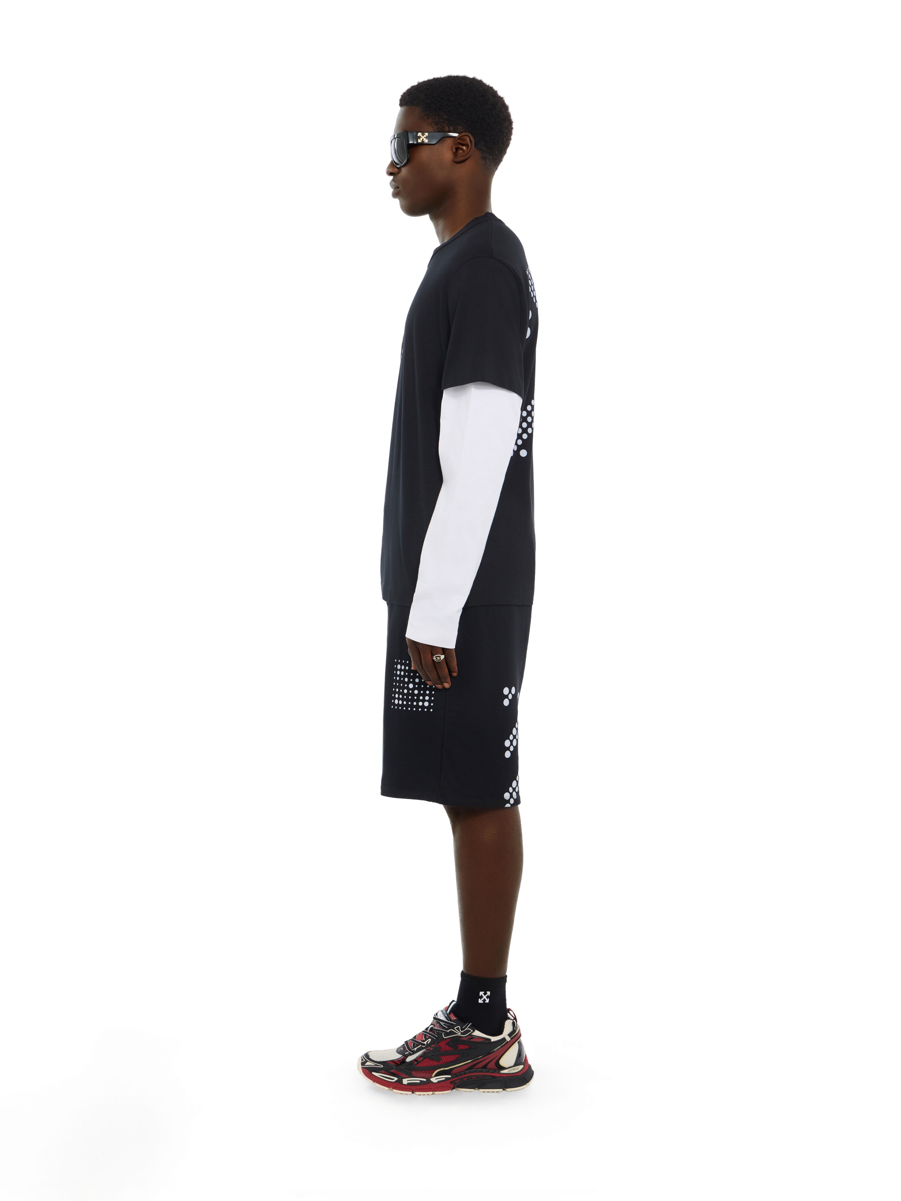 Dotted Arrow Skate Sweatshorts OFF WHITE Dotted Arrow Skate Sweatshorts BLACK 44MCI013G26F002
