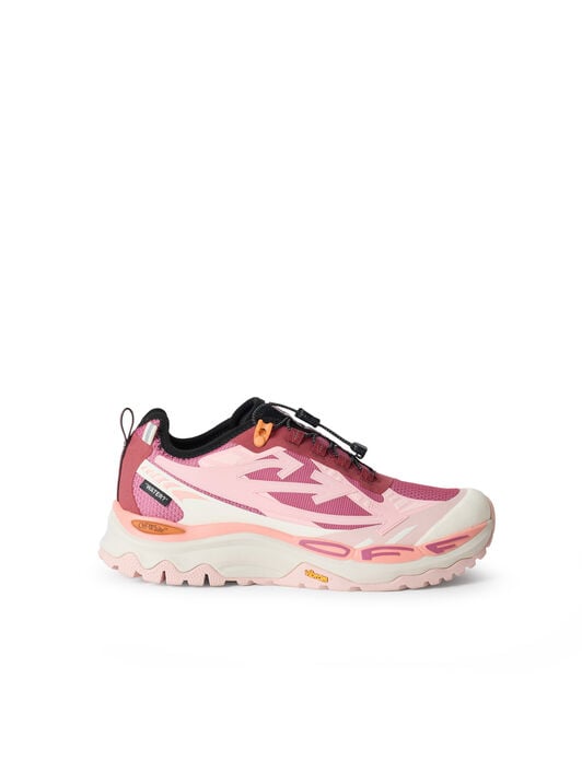 OFF WHITE Be Right Back Trail Low Sneakers DARK PINK/LT PINK OF05801655