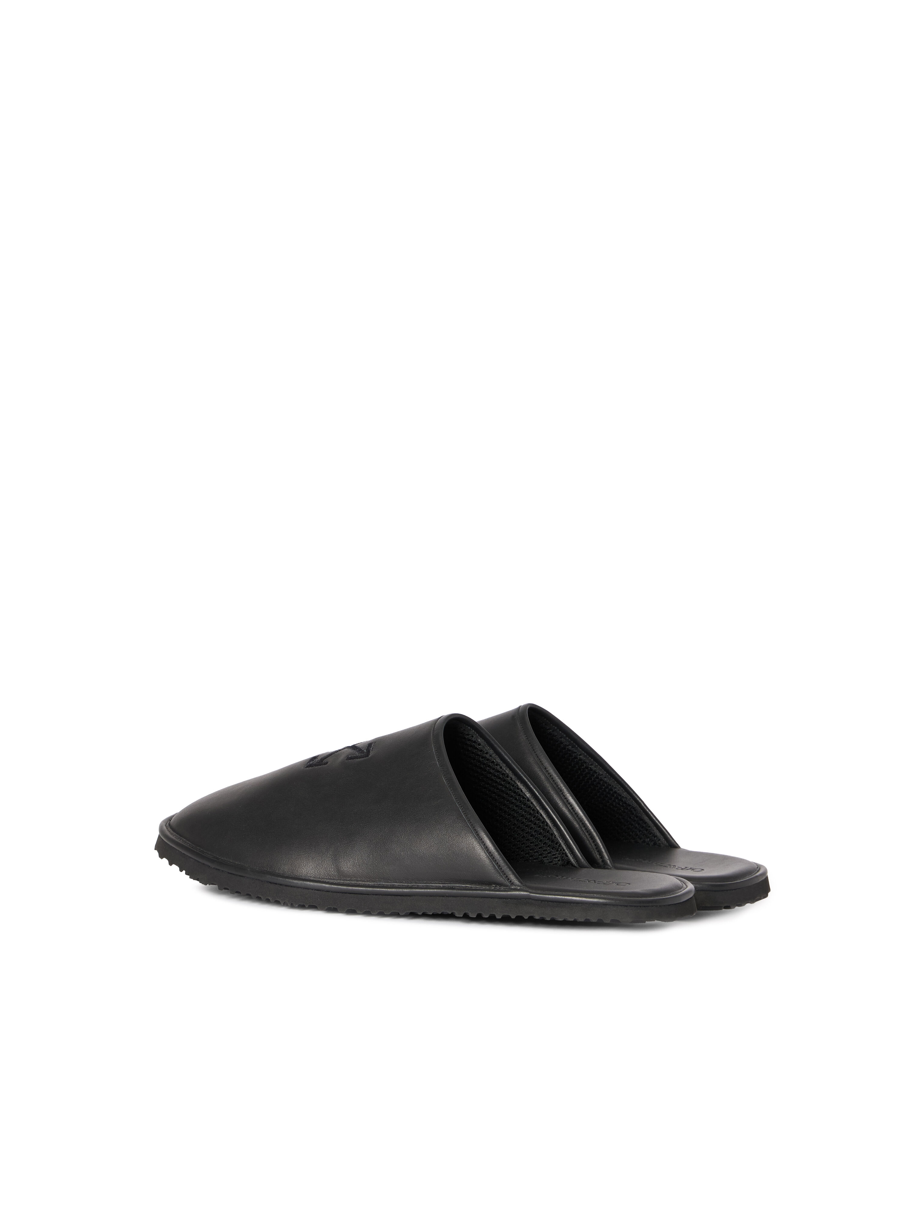 OFF WHITE Arrow Slipper BLACK/BLACK OMIJ00BS26LEA001