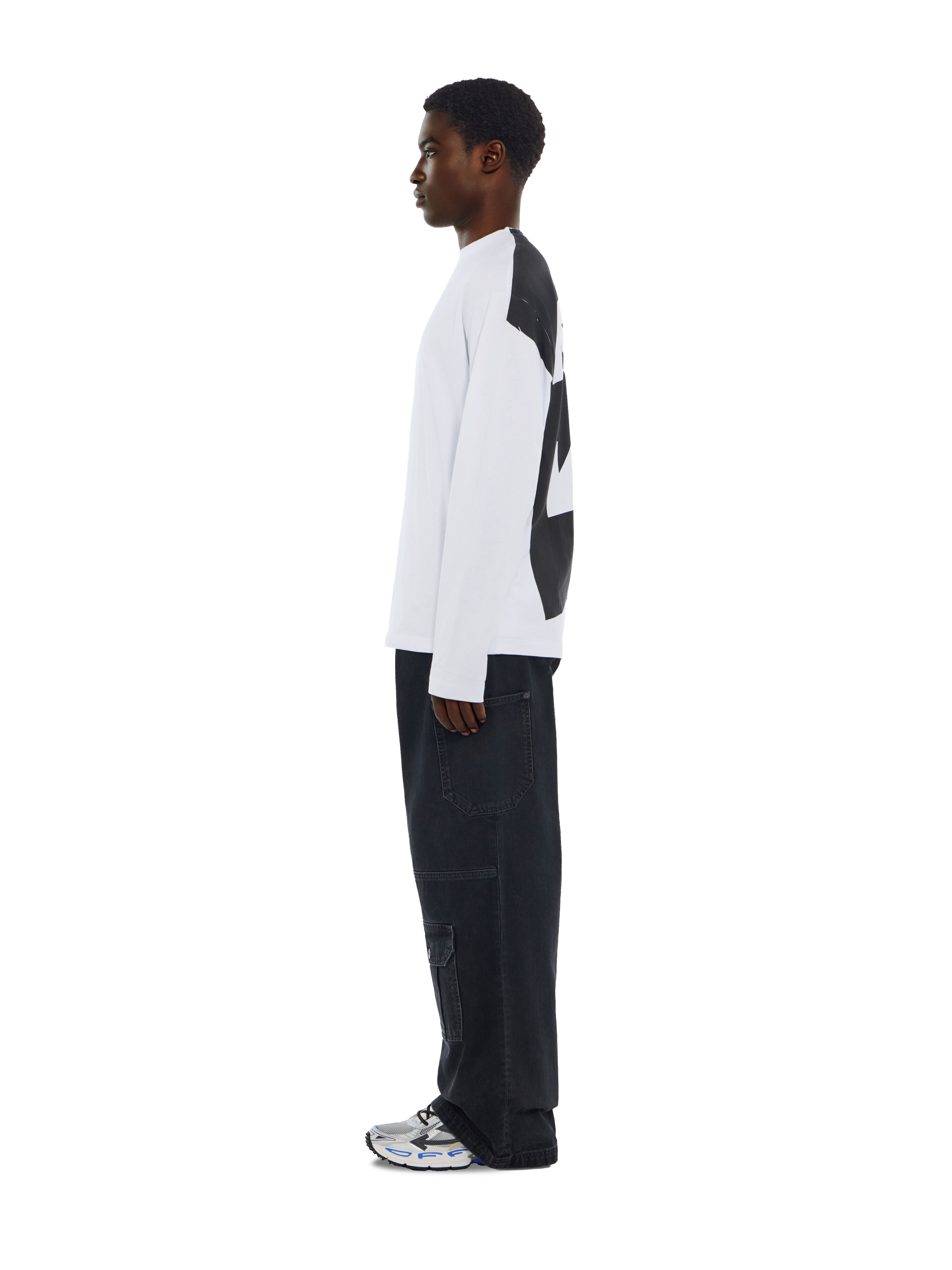 Negative Arrow Skate Long Sleeve T-Shirt OFF WHITE Negative Arrow Skate Long Sleeve T-Shirt WHITE 44MAB09CF26J001
