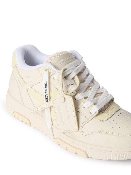 Out Of Office Calf Leather Sneakers OFF WHITE Out Of Office Calf Leather Sneakers CHOCOLATE/ CREAM OMIA189C99LEA007