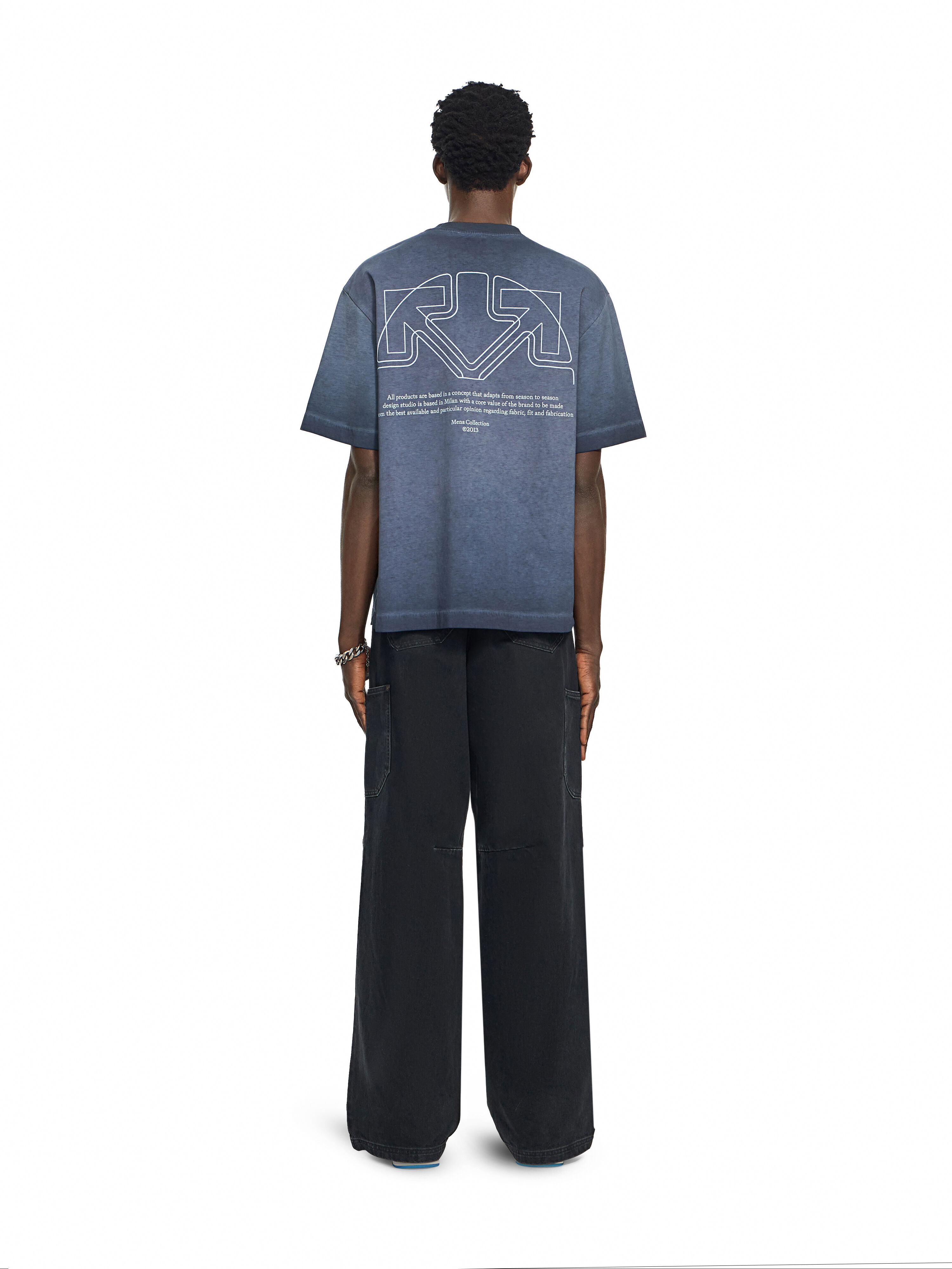 Offline Half Arrow Skate T-Shirt OFF WHITE Offline Half Arrow Skate T-Shirt CLOUD BLU GRAPHITE 44MAA120F26J01F