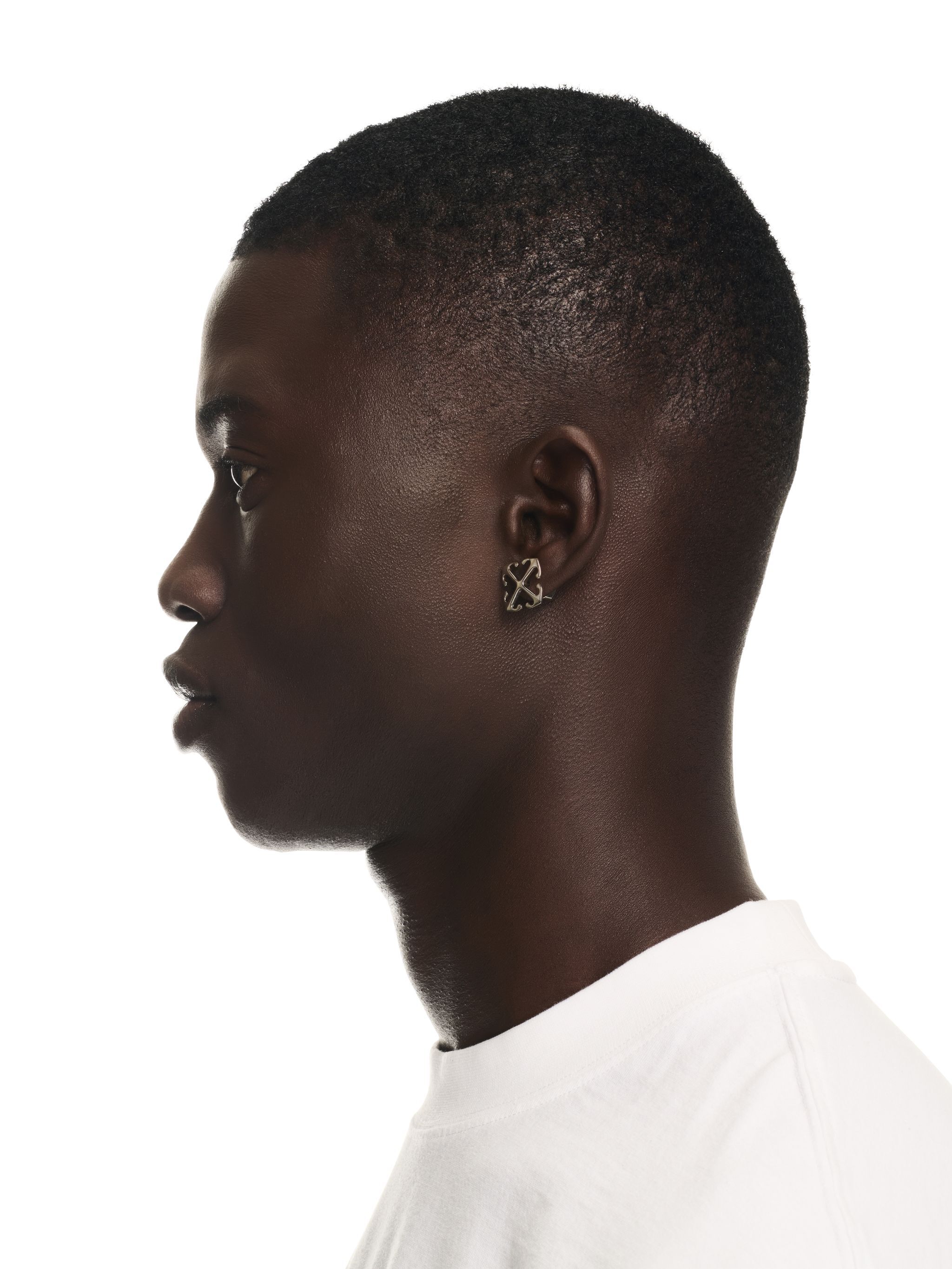 OFF WHITE Arrow Mono Earring SILVER OMOD119C99MET001
