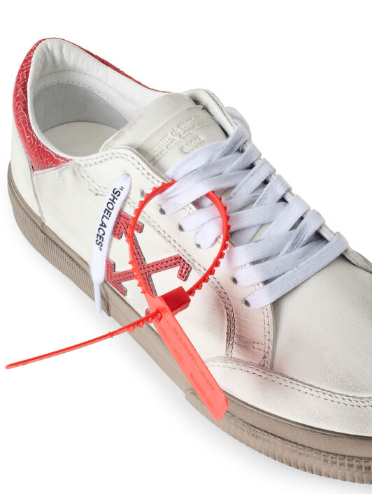 Vulcanized Low Worn Out Sneakers OFF WHITE Vulcanized Low Worn Out Sneakers VINTAGE WHITE/HAUTE RED OF06386609