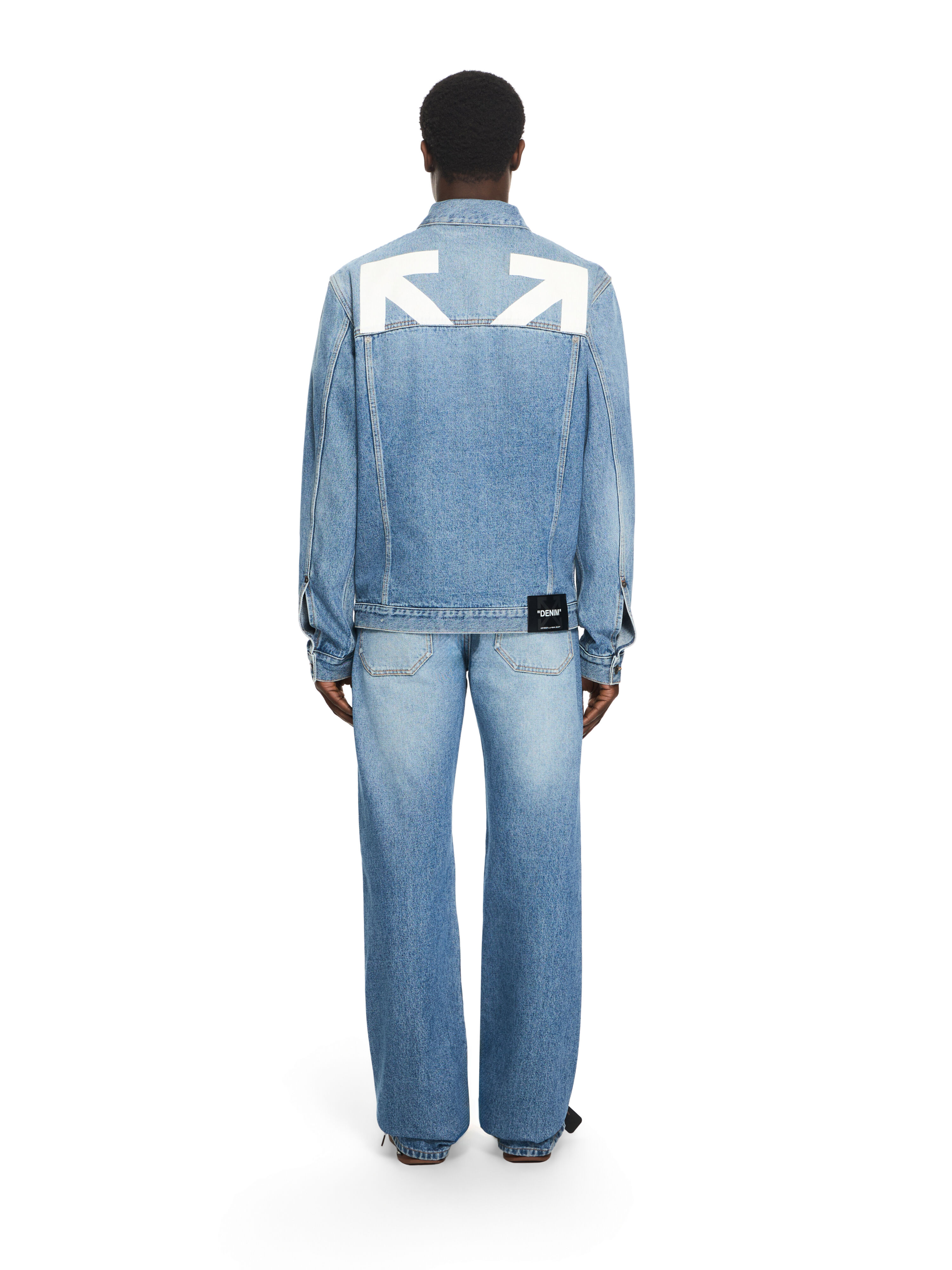 OFF WHITE Half Arrow Slim Relaxed Jeans LIGHT MEDIUM BLUE 44XYA18JS26D002