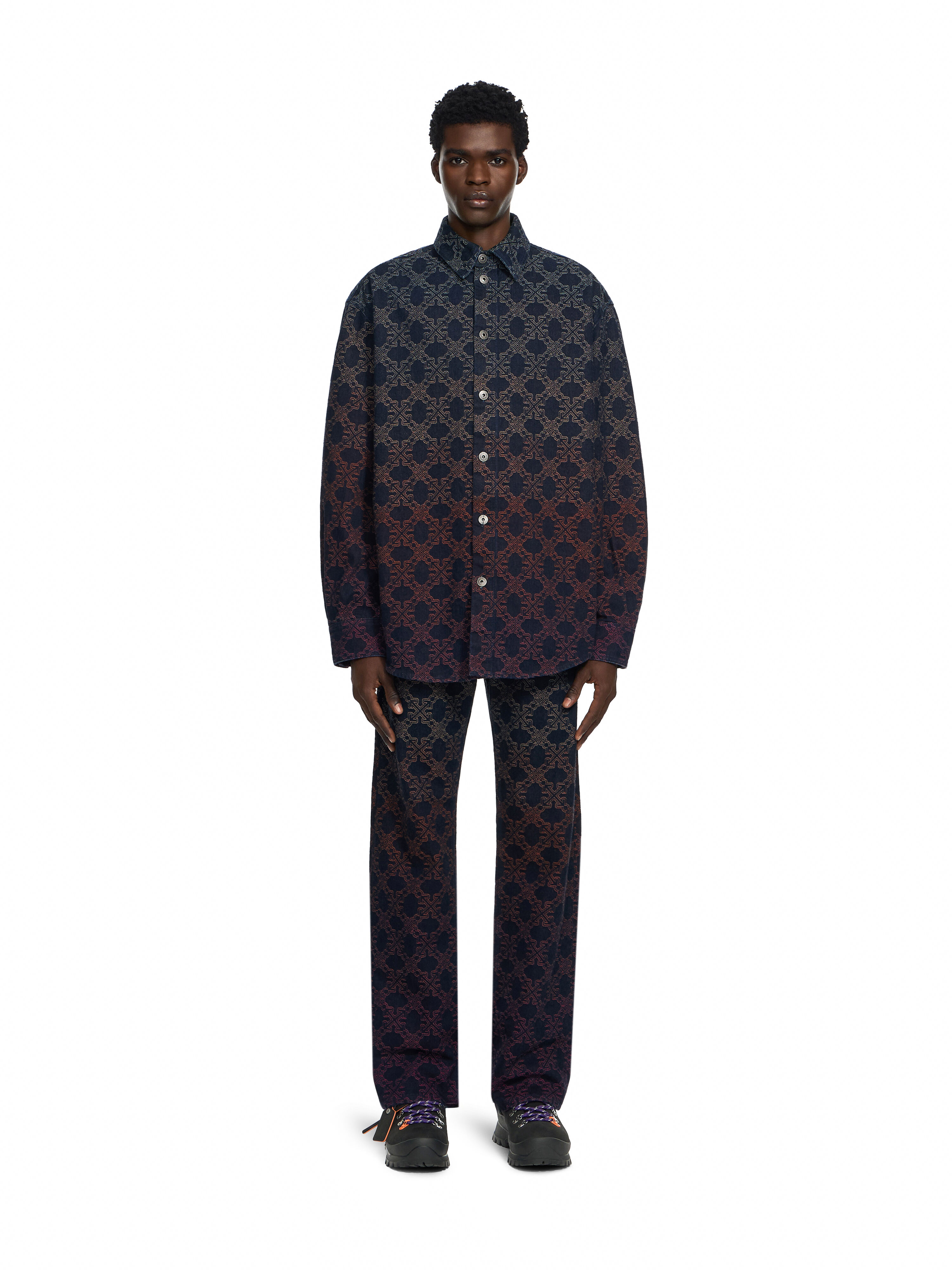 Arrow Monogram Degradé Jacquard Denim Overshirt OFF WHITE Arrow Monogram Degradé Jacquard Denim Overshirt DEGRADE 44MYD060F26D001