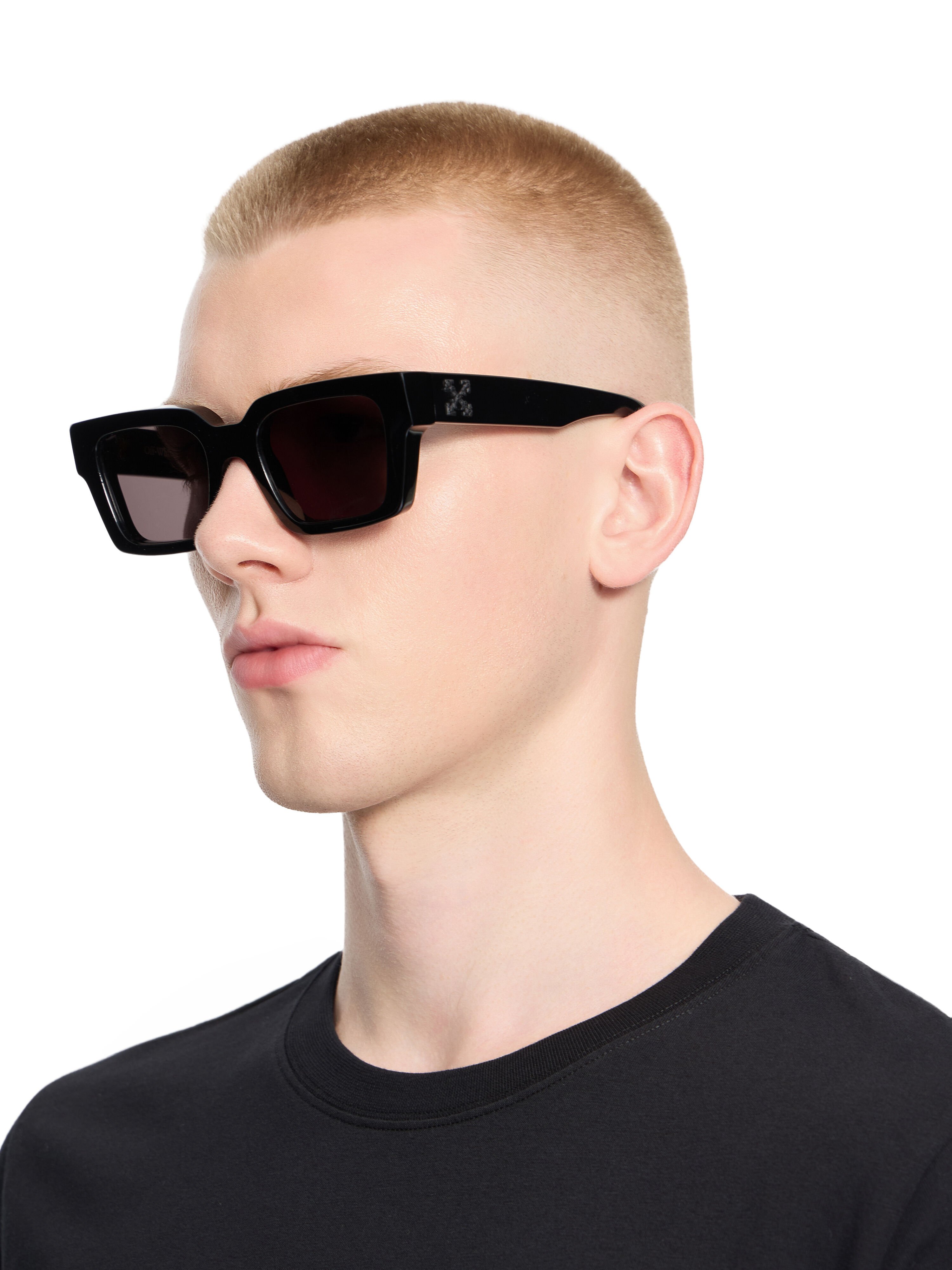 Virgil Sunglasses in BLACK | Off-White™