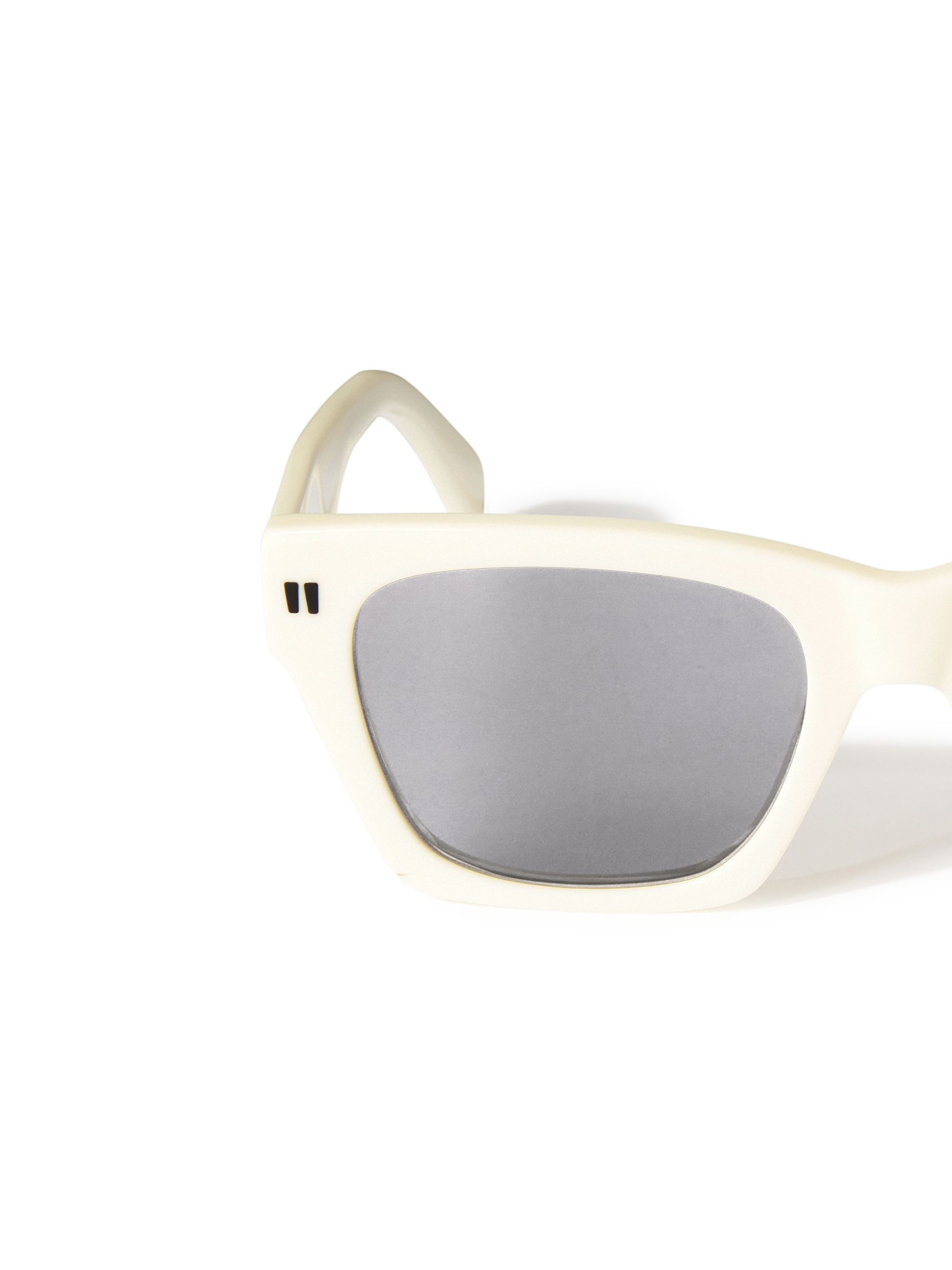 OFF WHITE Valdez Sunglasses NEUTRALS OERI13XS25PLA001