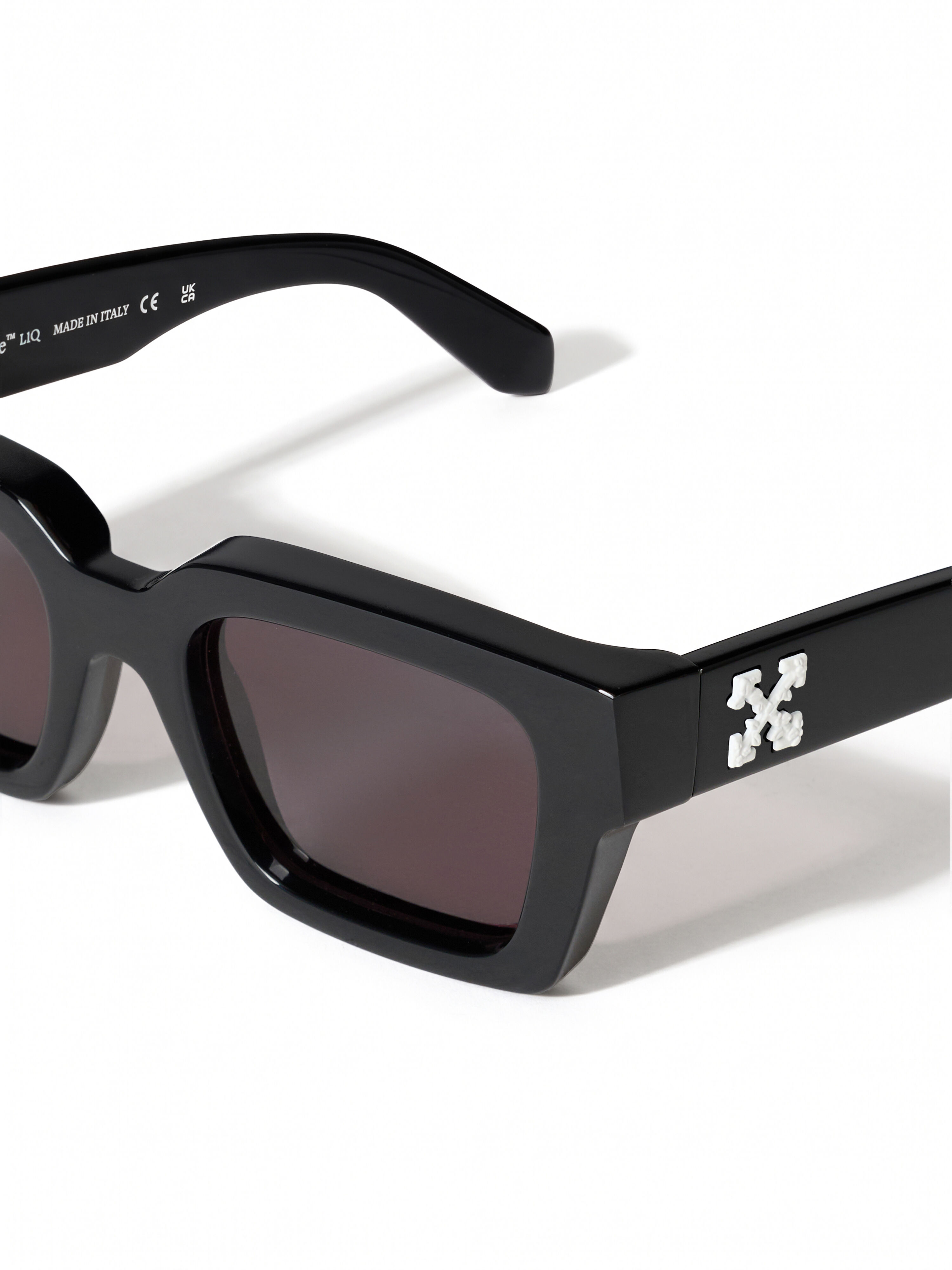 Virgil L Dark Grey Lens Sunglasses OFF WHITE Virgil L Dark Grey Lens Sunglasses Shiny Black OW1022100753