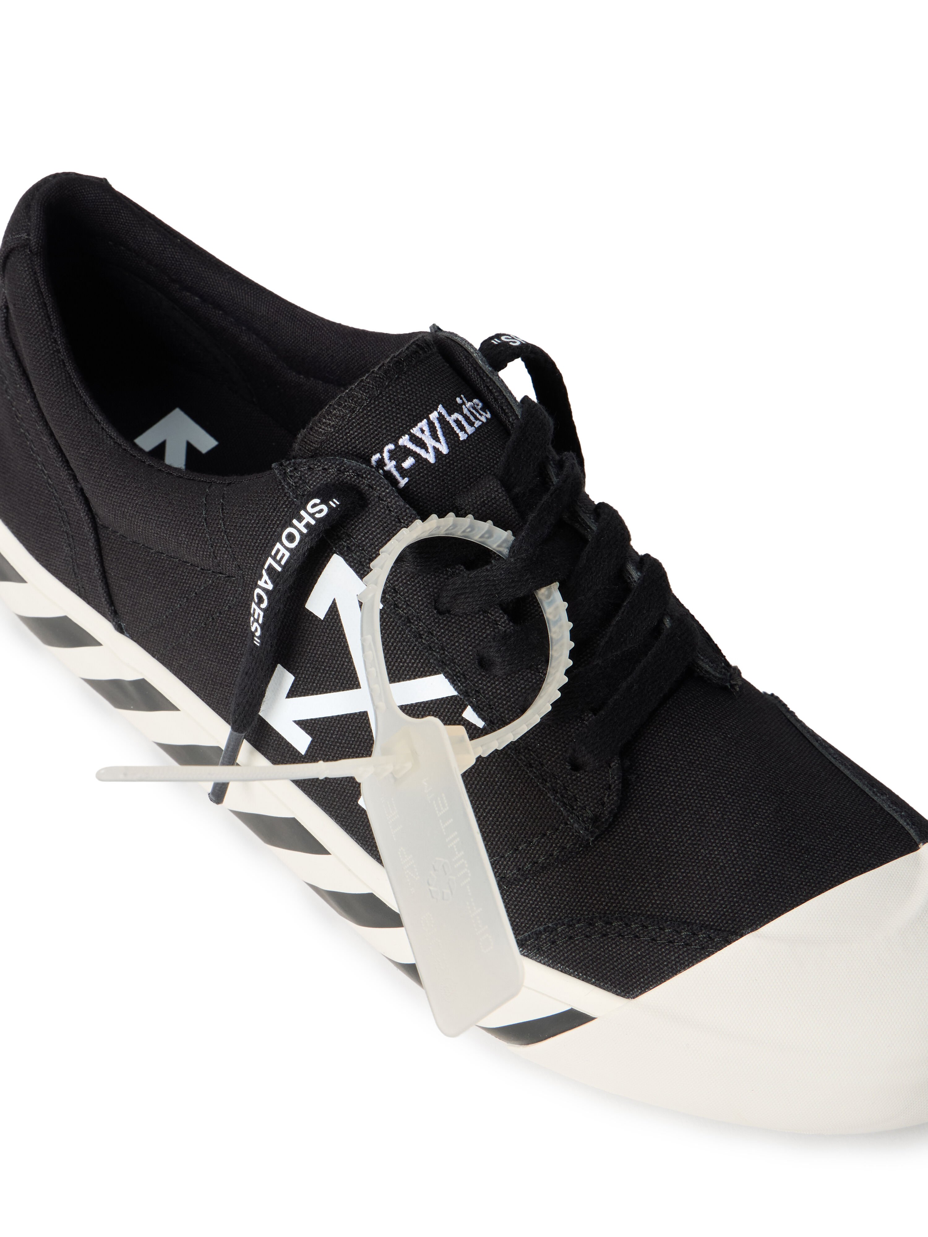 OFF WHITE Vulcanized Undercut Sneakers BLACK/WHITE OMIA2APC99FAB001