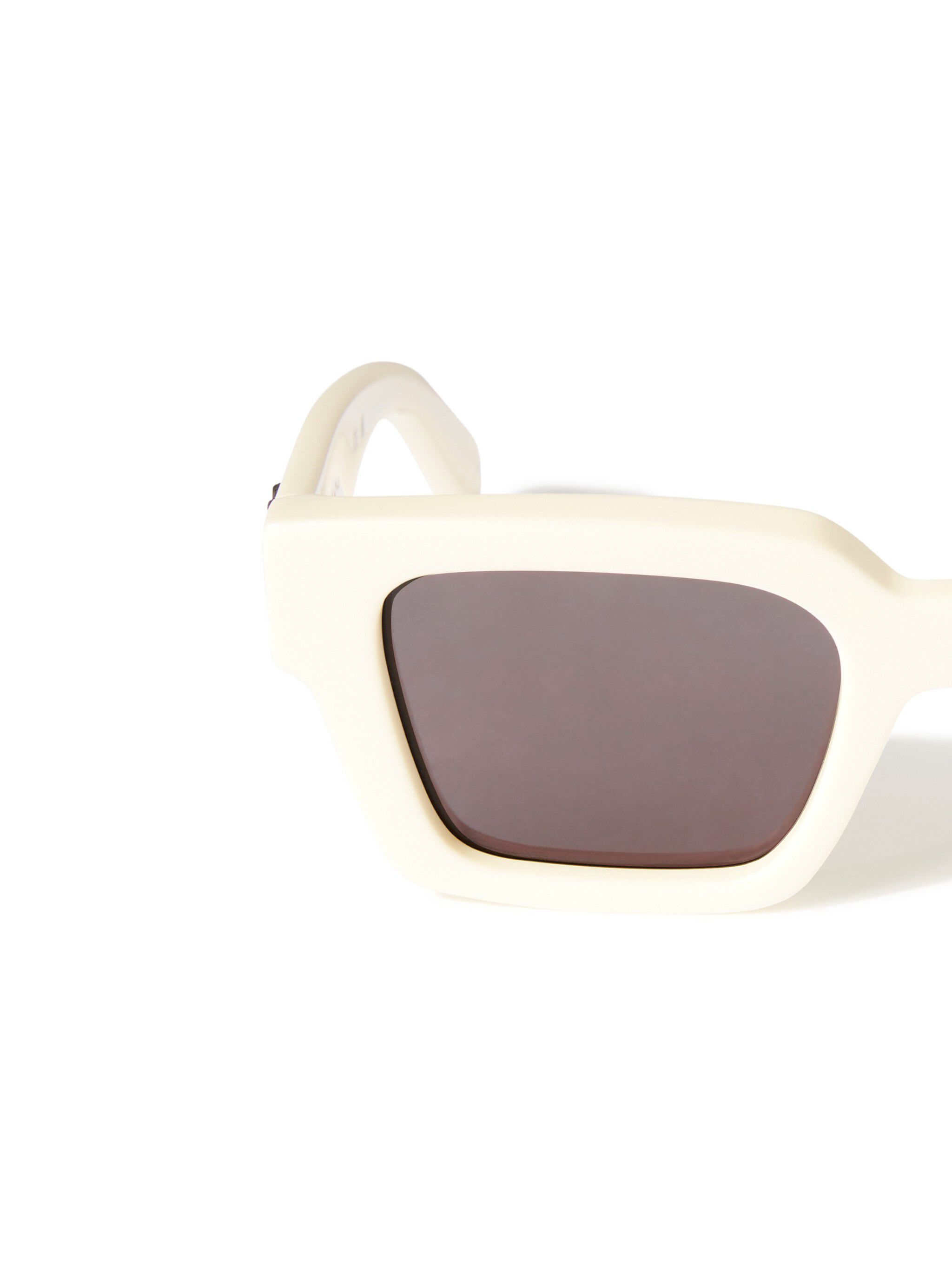 OFF WHITE White/Dark Gray Virgil Sunglasses NEUTRALS OERI008C99PLA004
