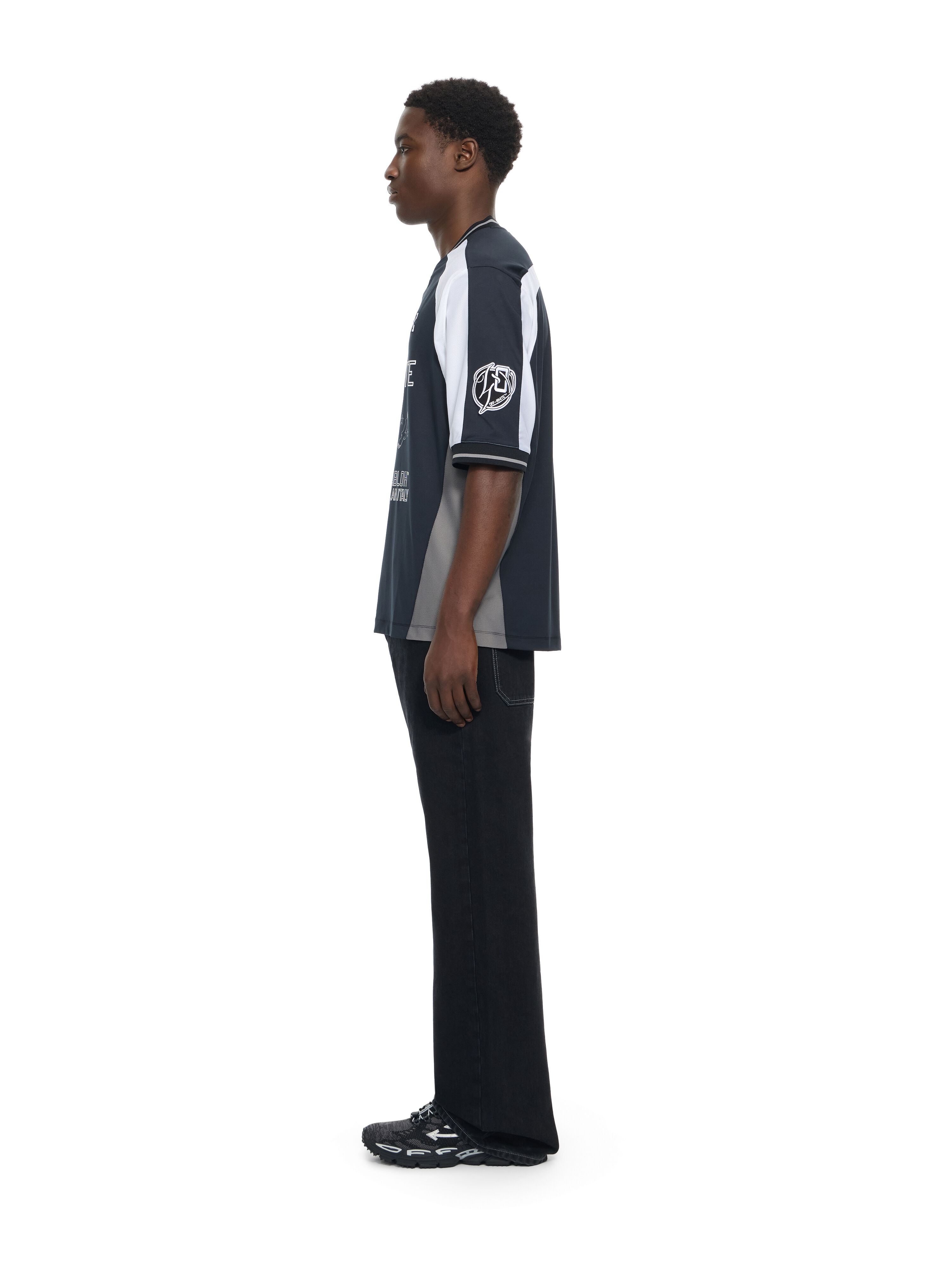 OFF WHITE Eagle Team Soccer S/S Top BLACK 44MAD013S26J001