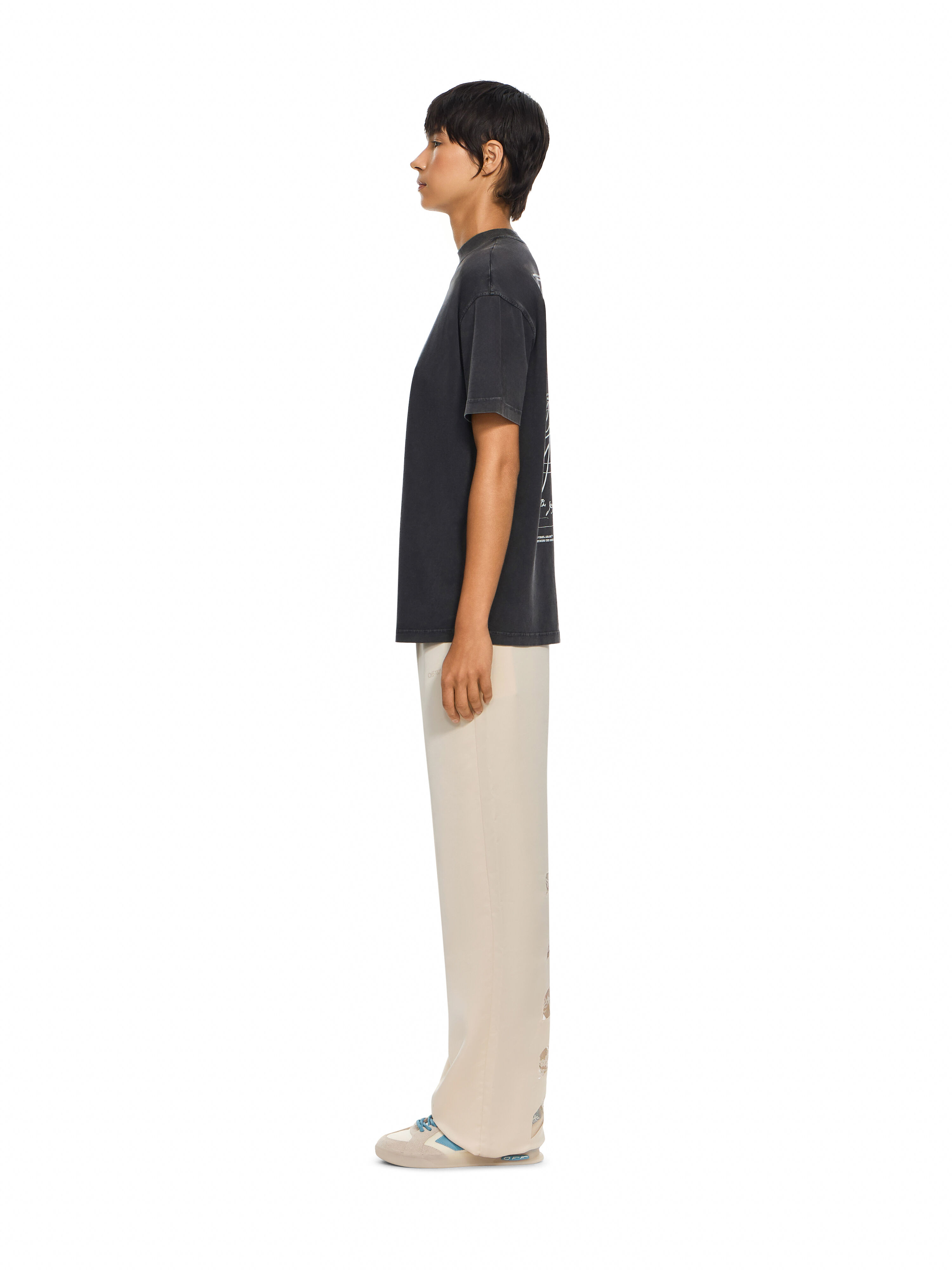 Stroke Regular T-Shirt OFF WHITE Stroke Regular T-Shirt Fade Out Black White 2FA00440T
