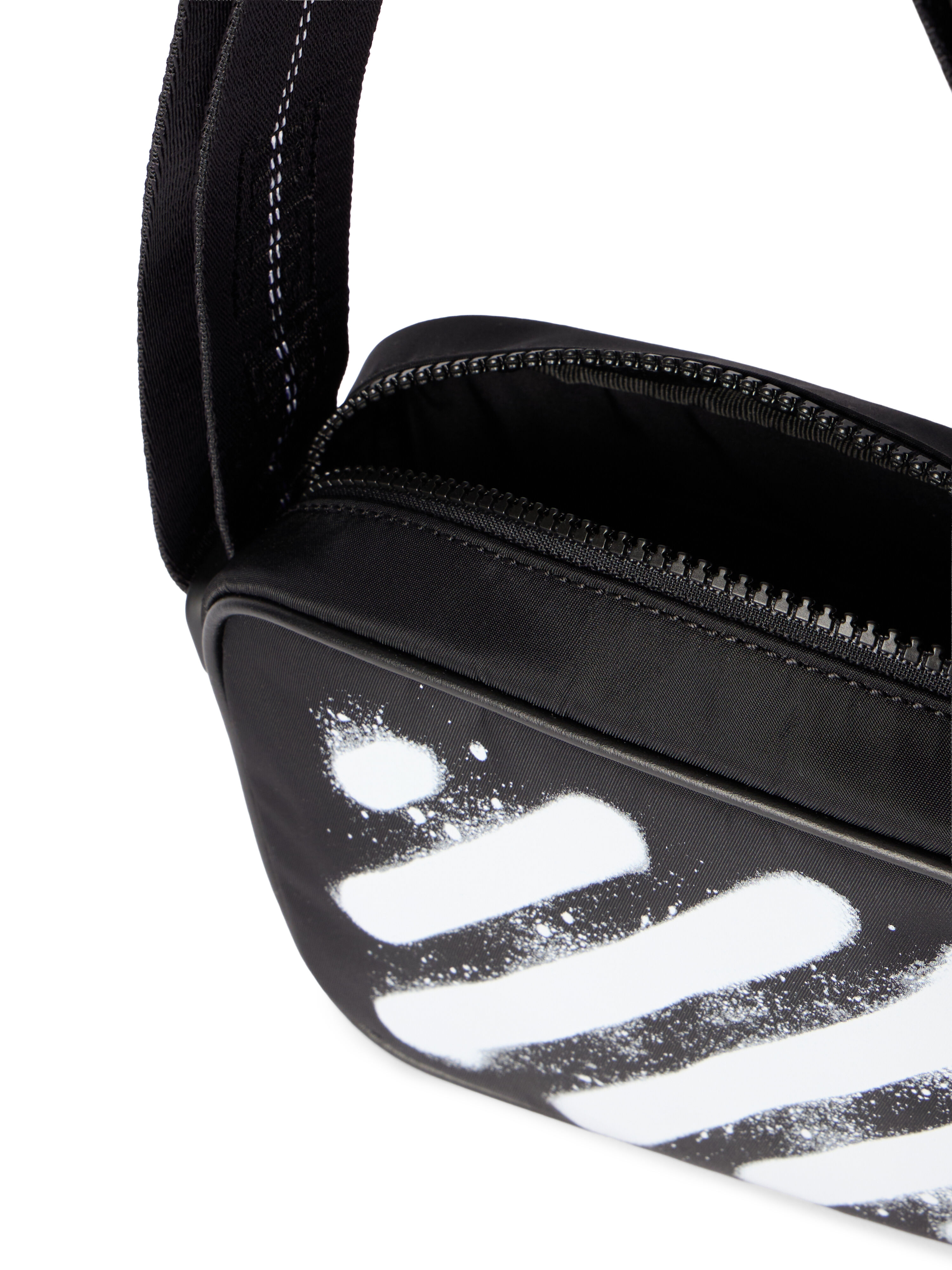 Diagonal Spray Camera Bag in BLACK - WHITE for Men | Off-White™