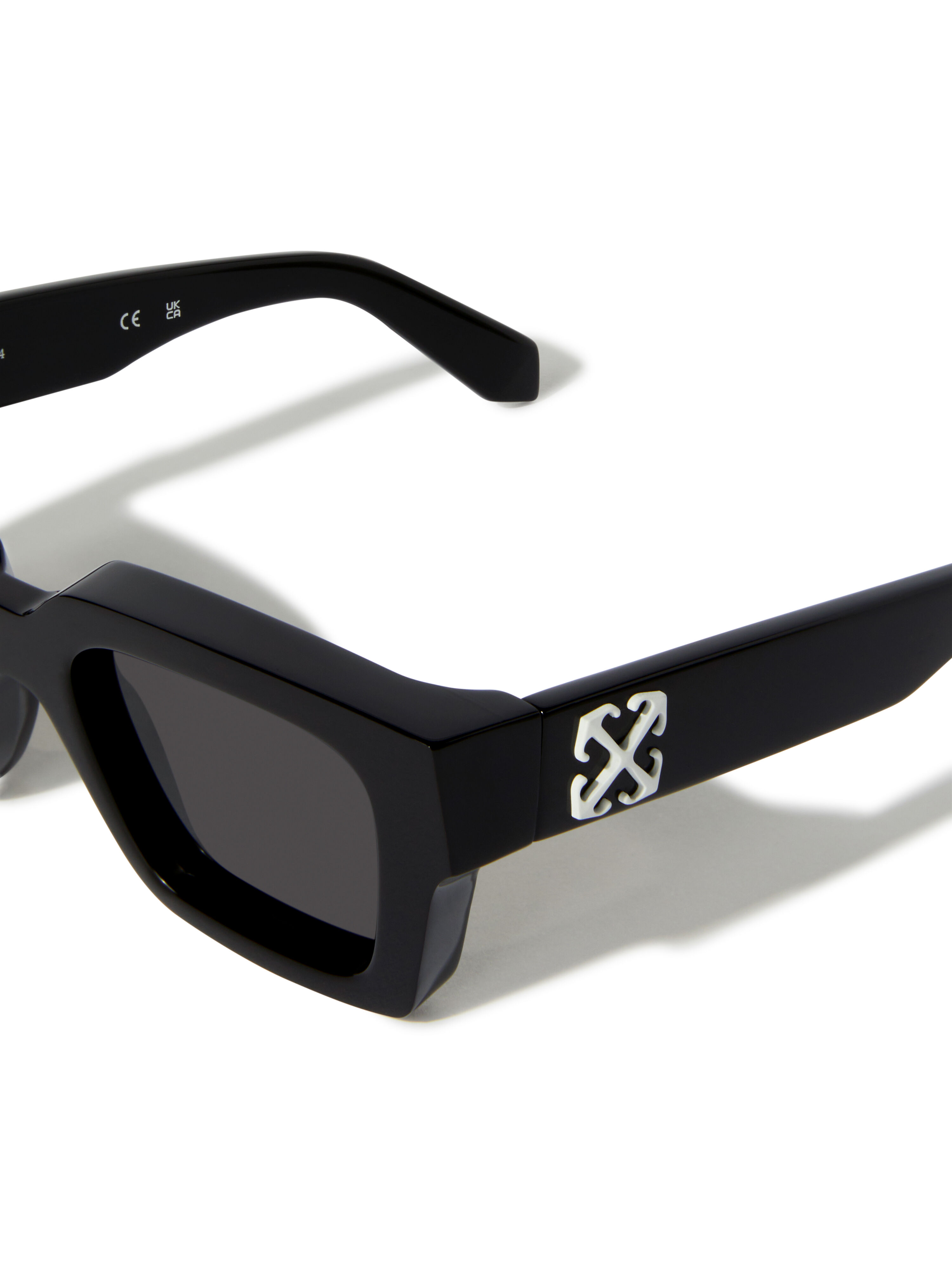 OFF WHITE Virgil Sonnenbrille SCHWARZ OERI126C99PLA001