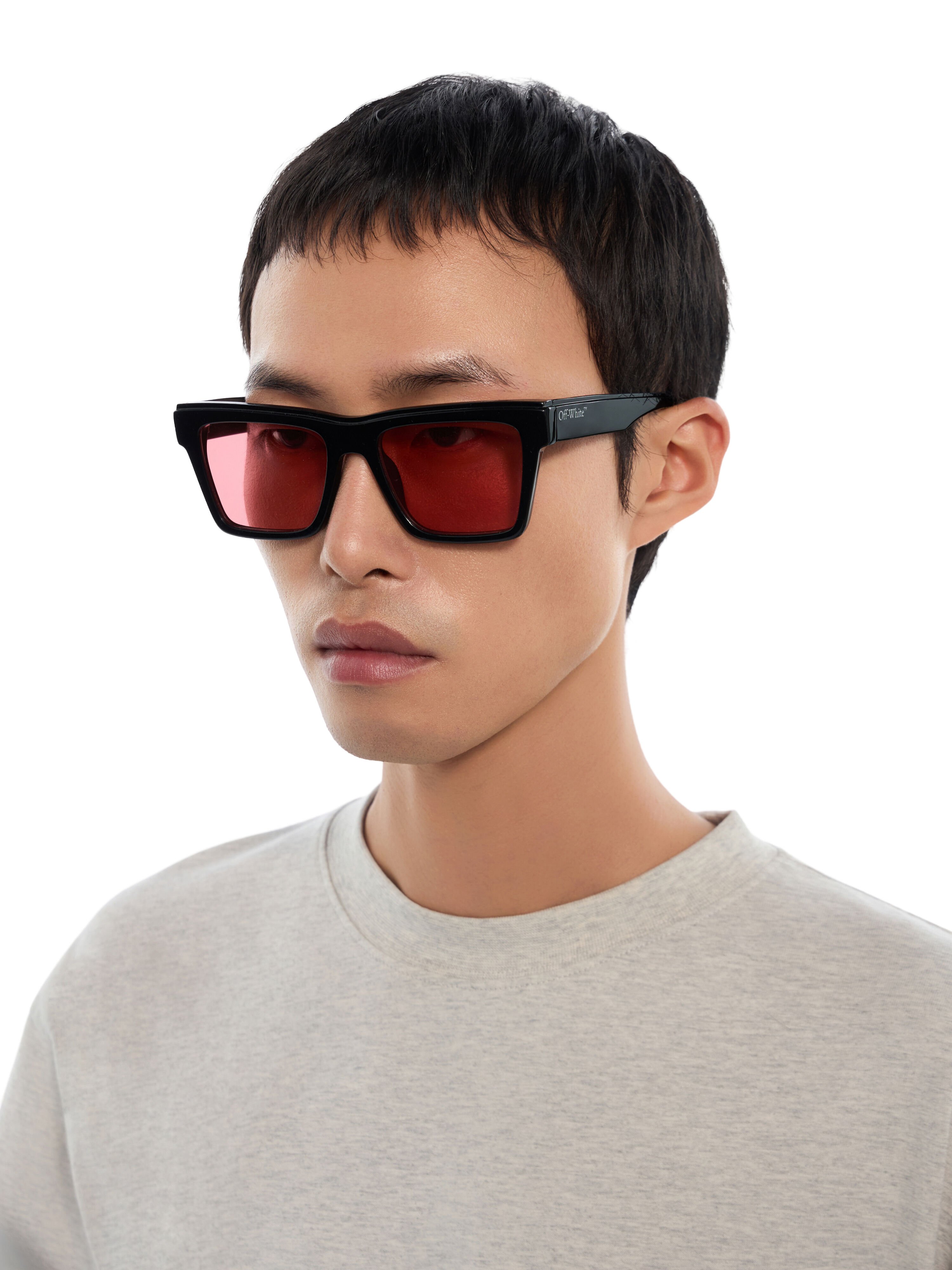Virginia Red Lens Sunglasses OFF WHITE Virginia Red Lens Sunglasses Shiny Black OW1037102553