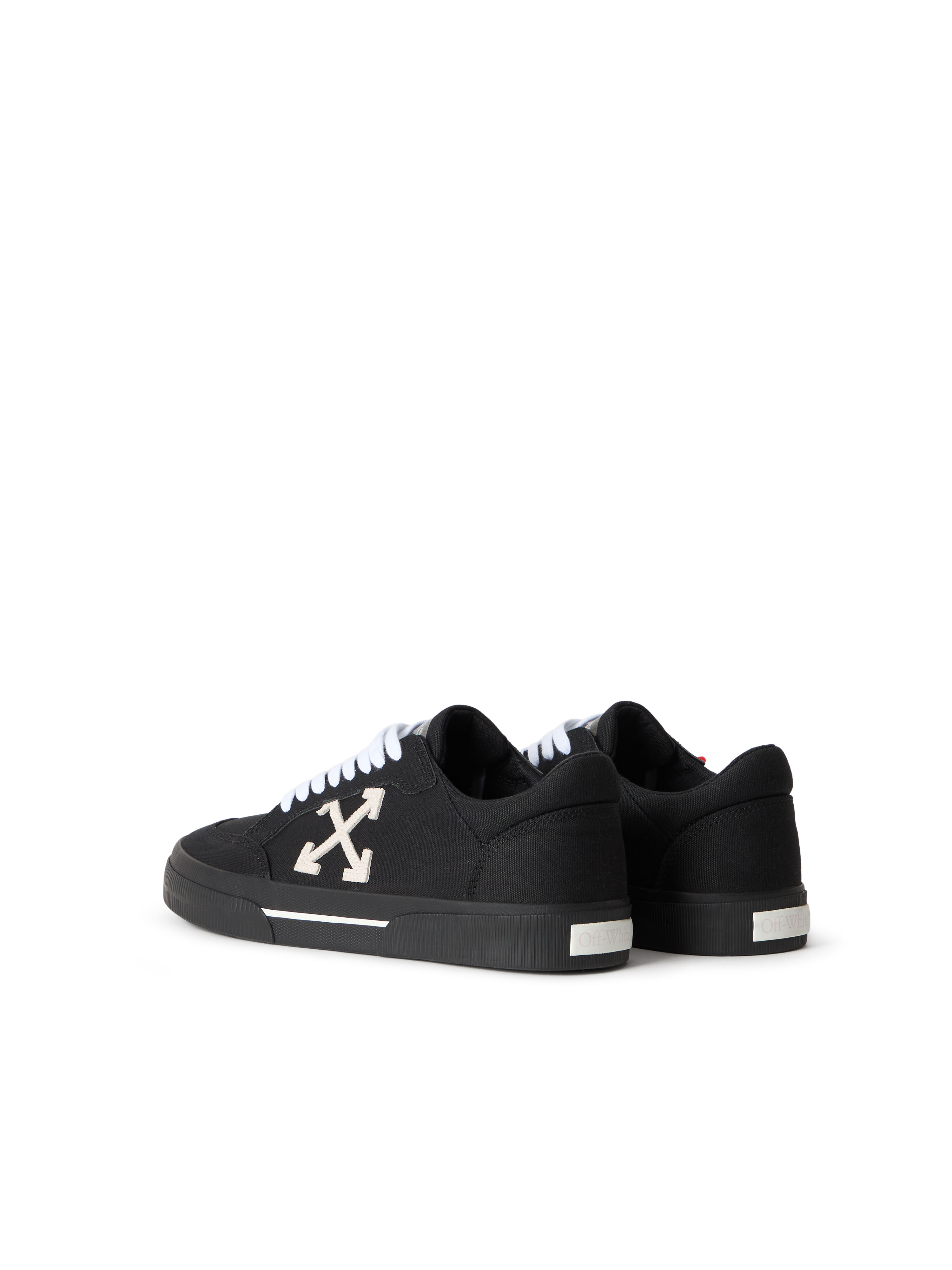 OFF WHITE Vulcanized Low Sneakers BLACK/WHITE OMIA293C99FAB003
