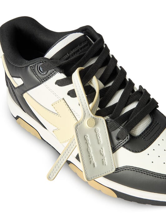 Out Of Office Glow-in-the-dark Sneakers OFF WHITE Out Of Office Glow-in-the-dark Sneakers WHITE - GLOW IN THE DARK OMIA189S26LEA008