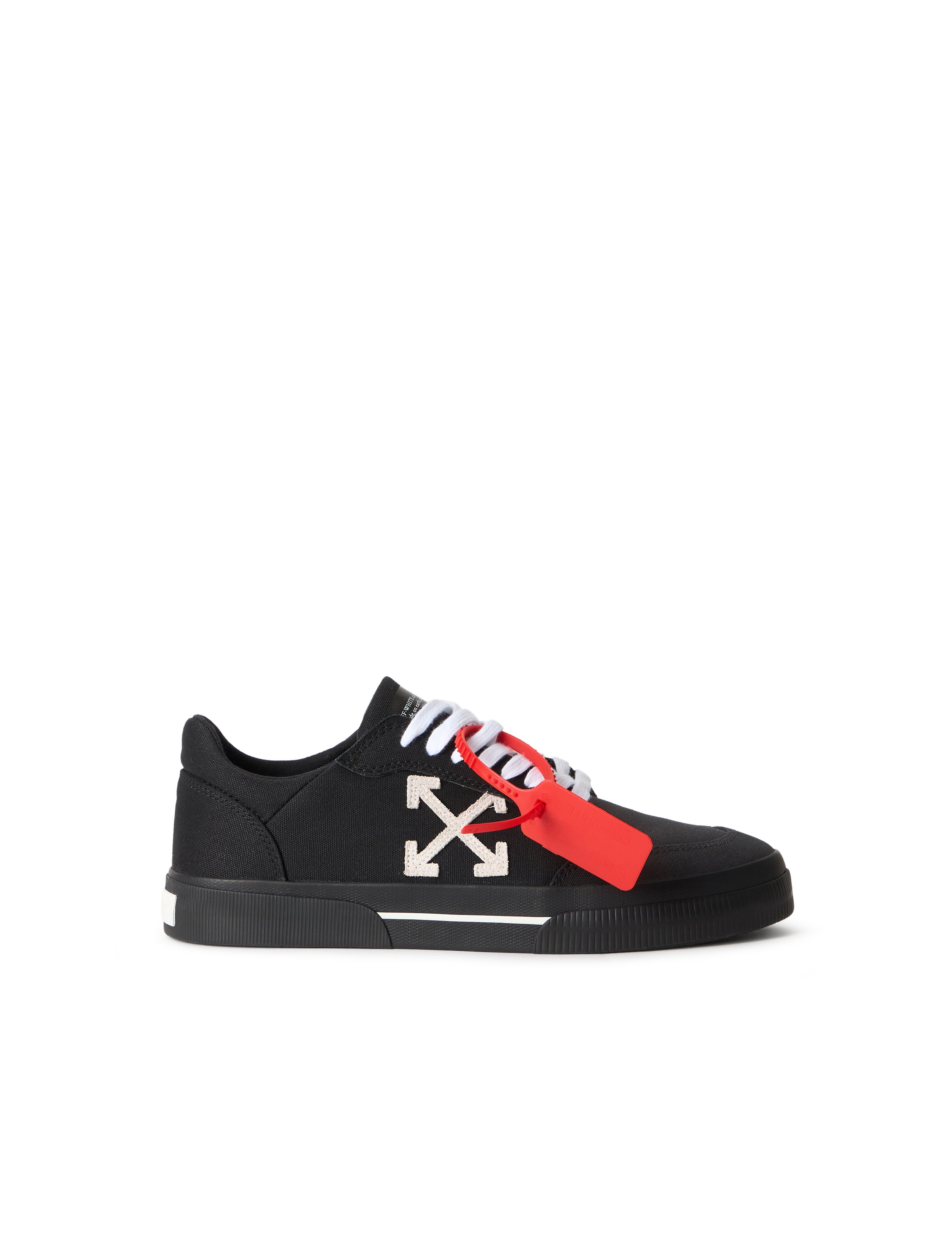 OFF WHITE Vulcanized Low Sneakers BLACK/WHITE OMIA293C99FAB003