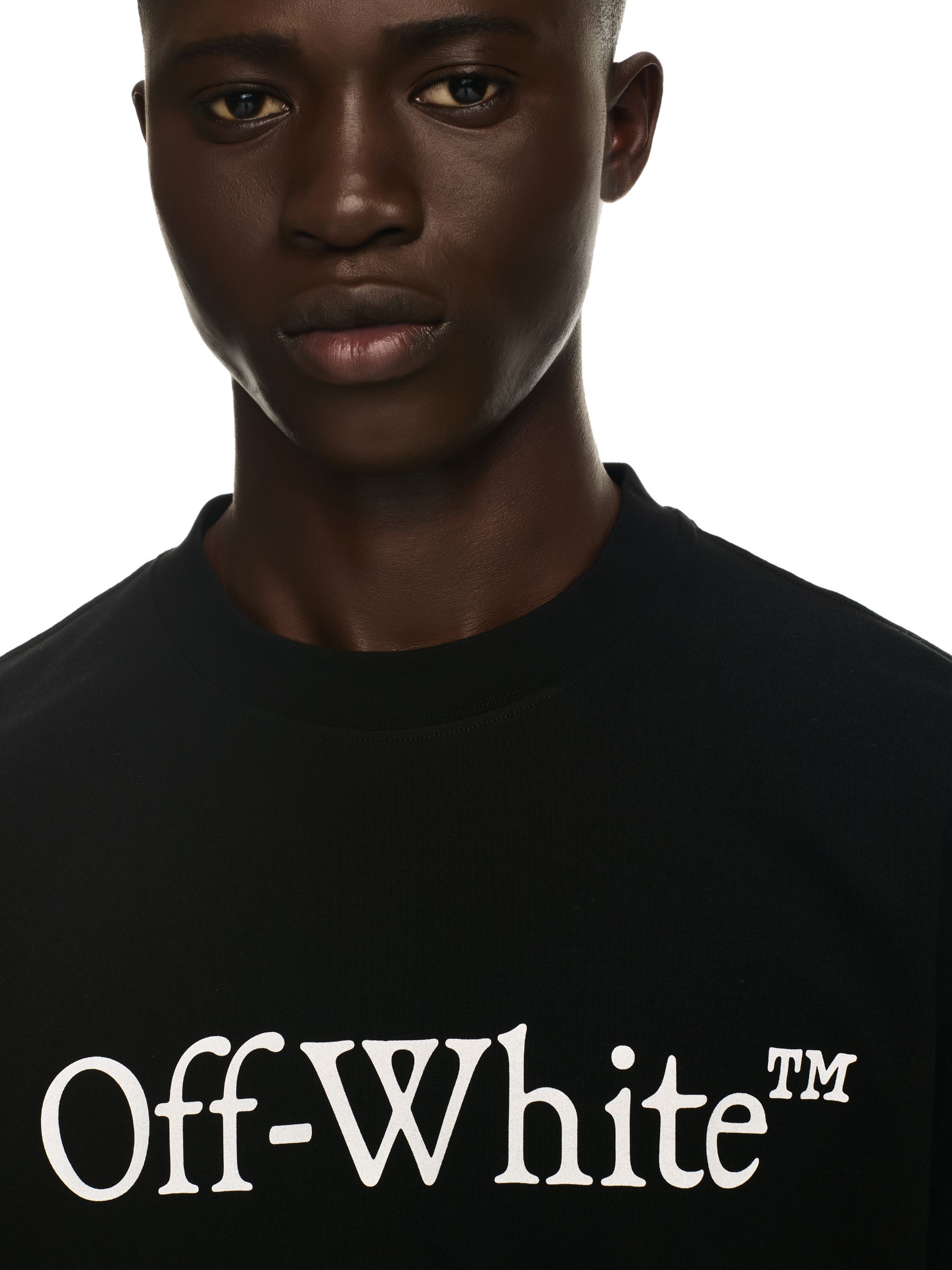 OFF WHITE Big Bookish Skate Kurzärmeliges T-Shirt SCHWARZ OMAA120C99JER008