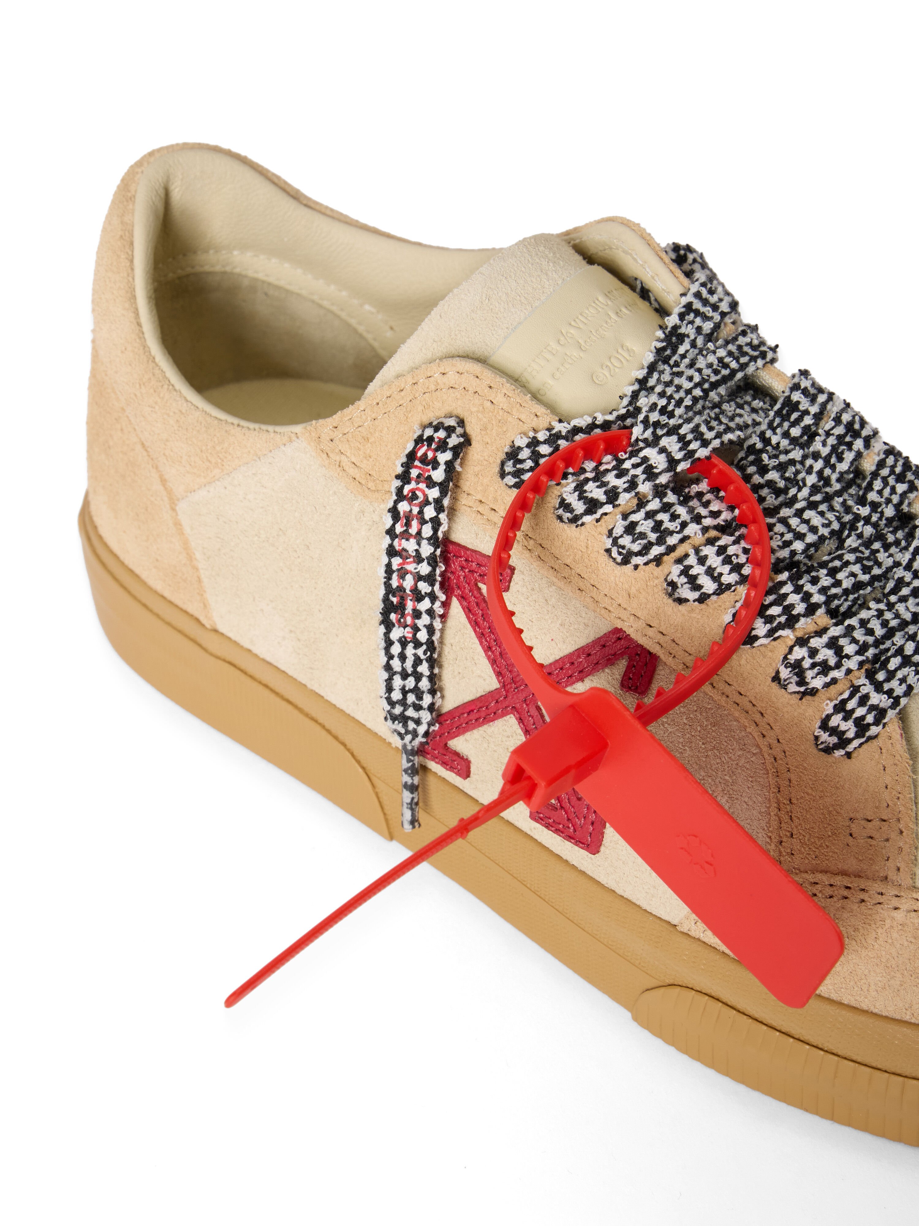 Vulcanized Low Suede Sneakers OFF WHITE Vulcanized Low Suede Sneakers BEIGE - HAUTE RED OMIA293S26LEA003