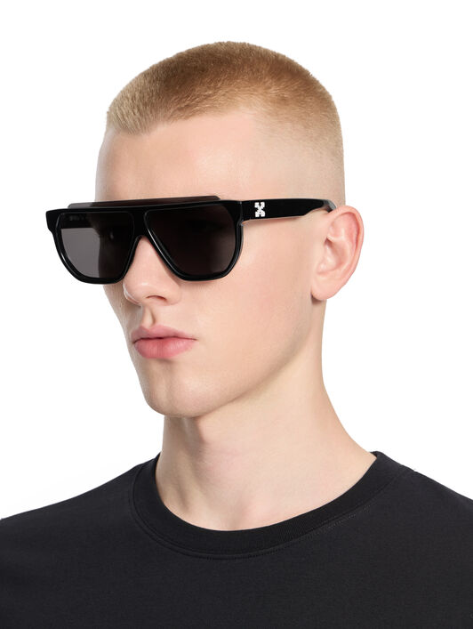 OFF WHITE Earth Dark Grey Lens Sunglasses Shiny Black OW10491007133