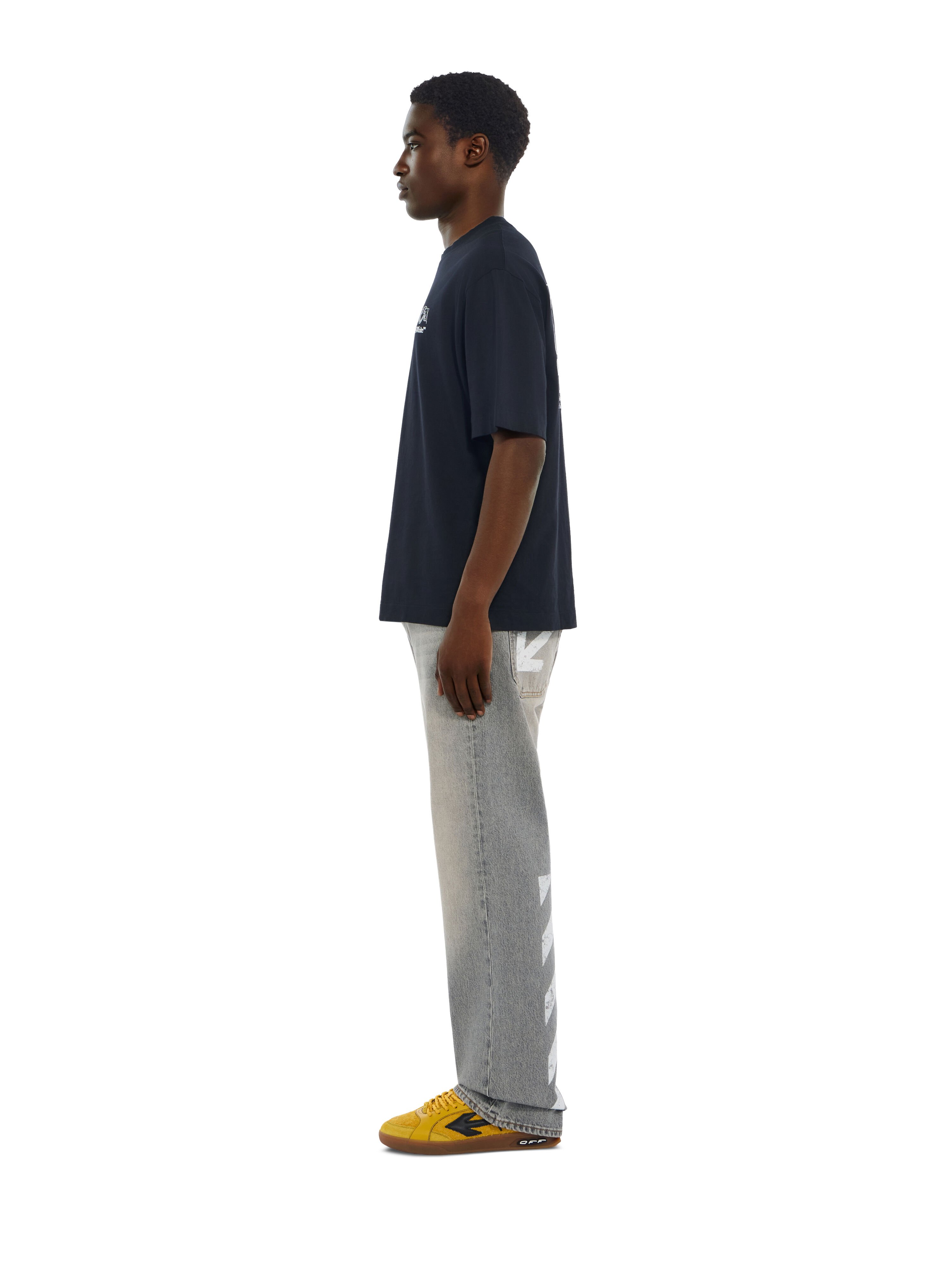 Half Arrow Slim Relaxed Jeans OFF WHITE Half Arrow Slim Relaxed Jeans SUN FADED GREY 44MYA18JF26D003