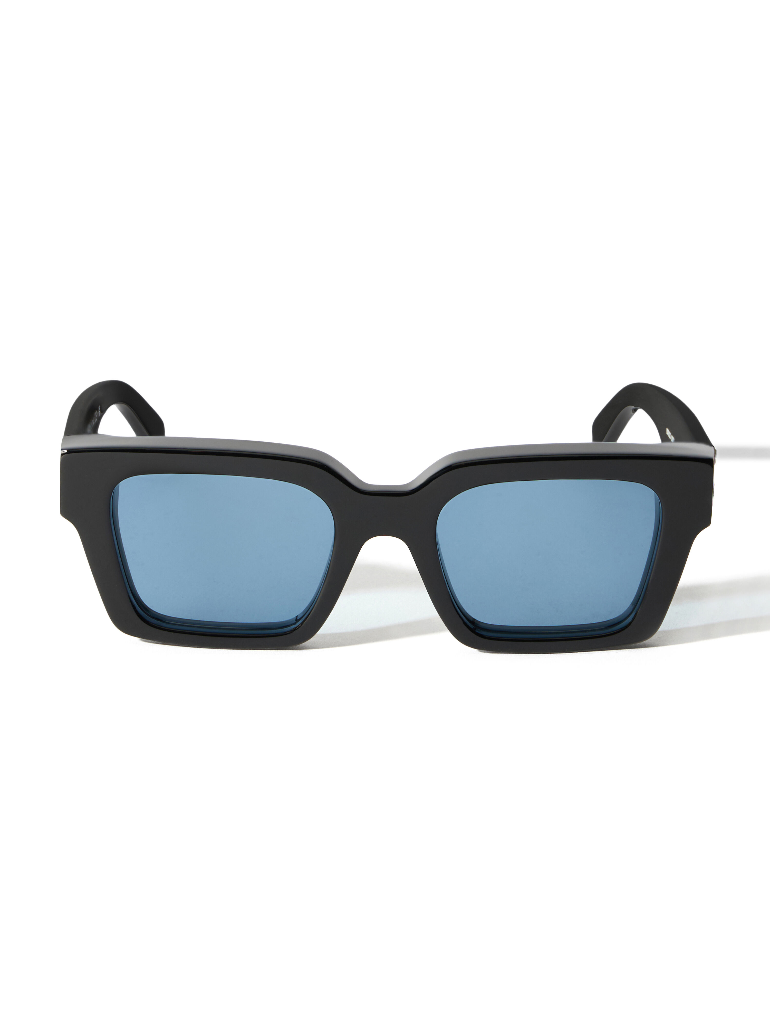 Off-White サングラス ブラック ブルーレンズ Off-White™ Sunglasses for Men and Women