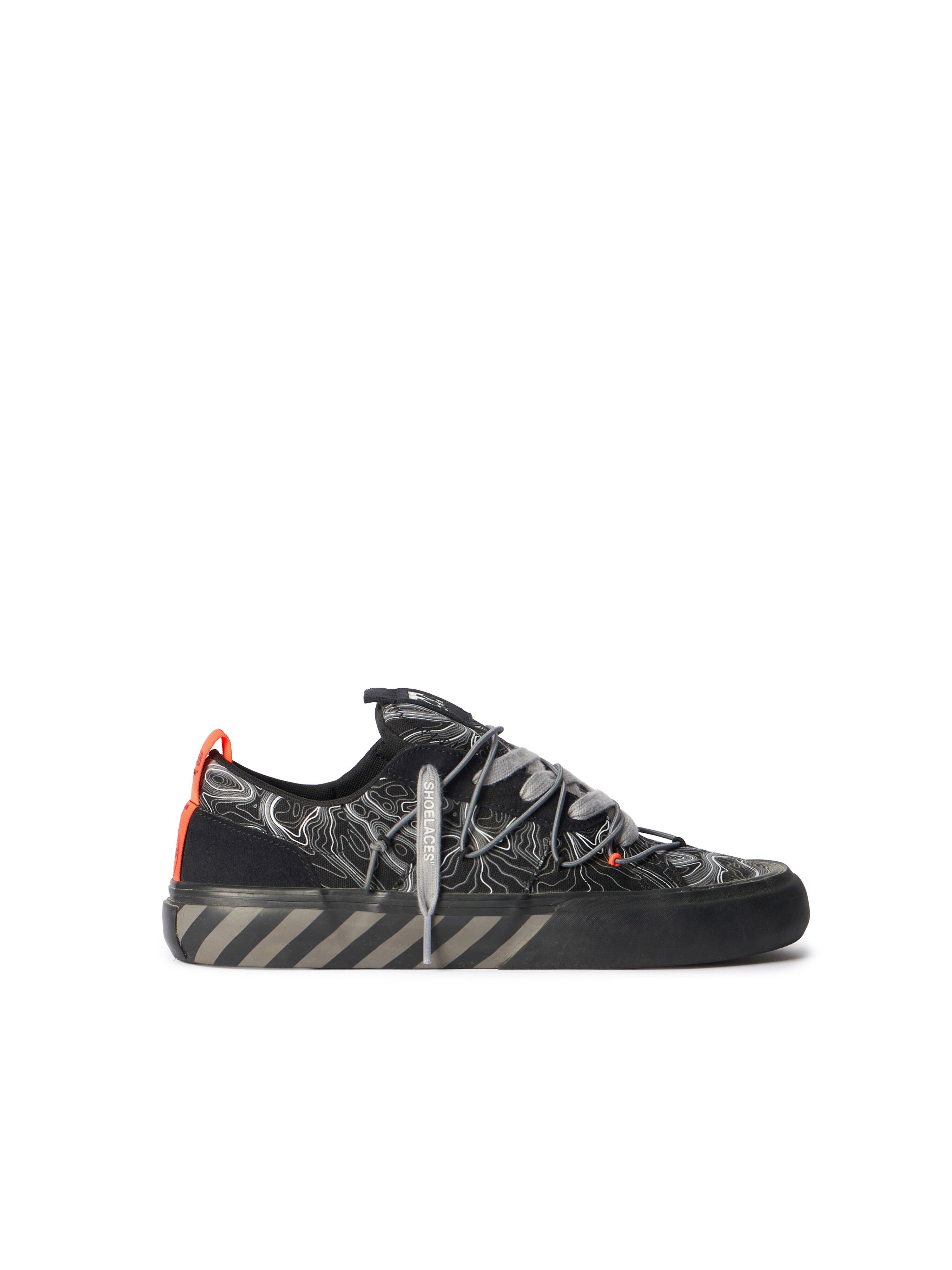 Sneakers L/AB c/o Off-White™ for men: streetwear shoes