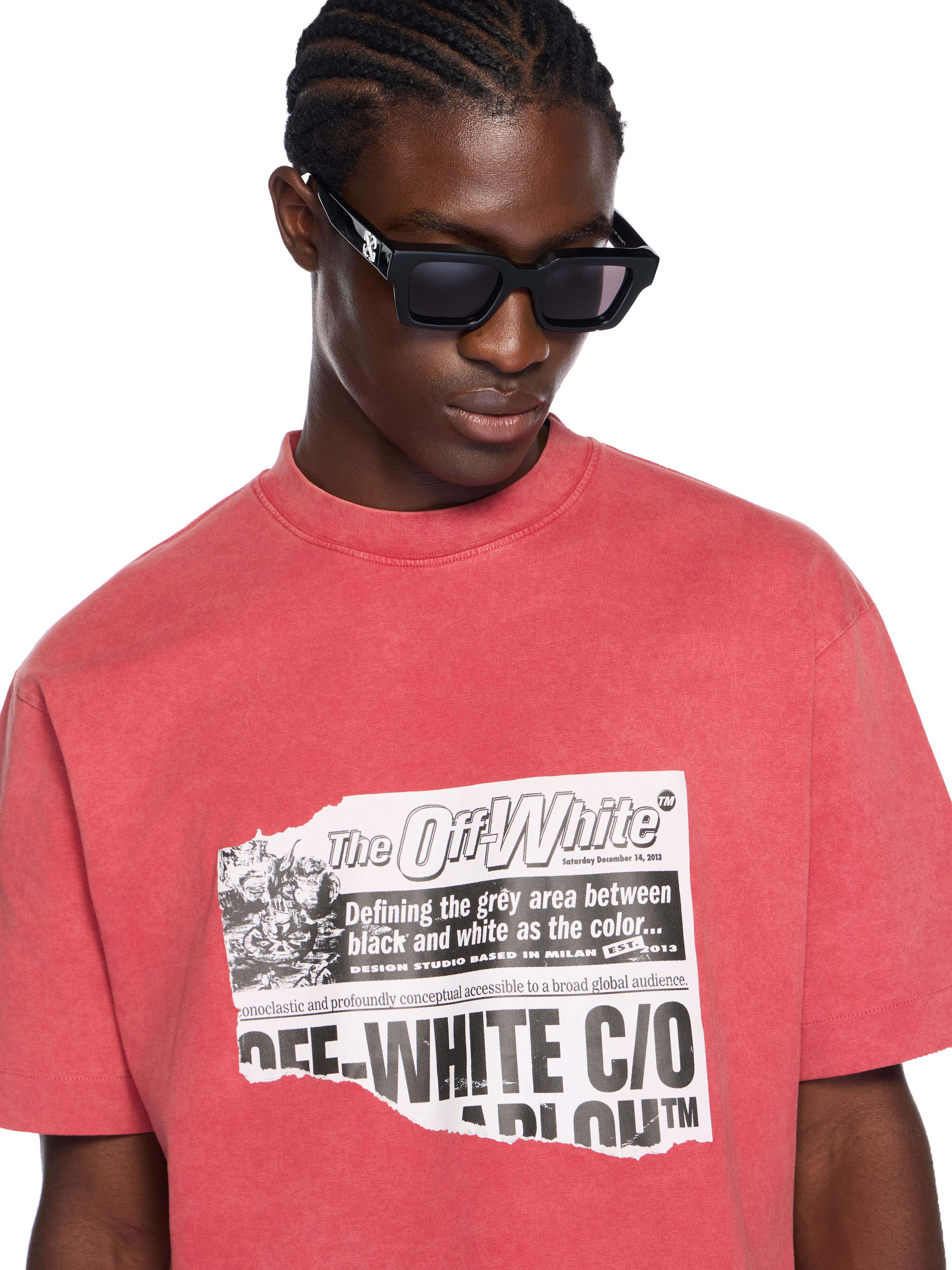 News Outl Arrow Skate Logo Tee OFF WHITE News Outl Arrow Skate Logo Tee VINTAGE CHILI PEPPER - WHITE OMAA120F25JER009