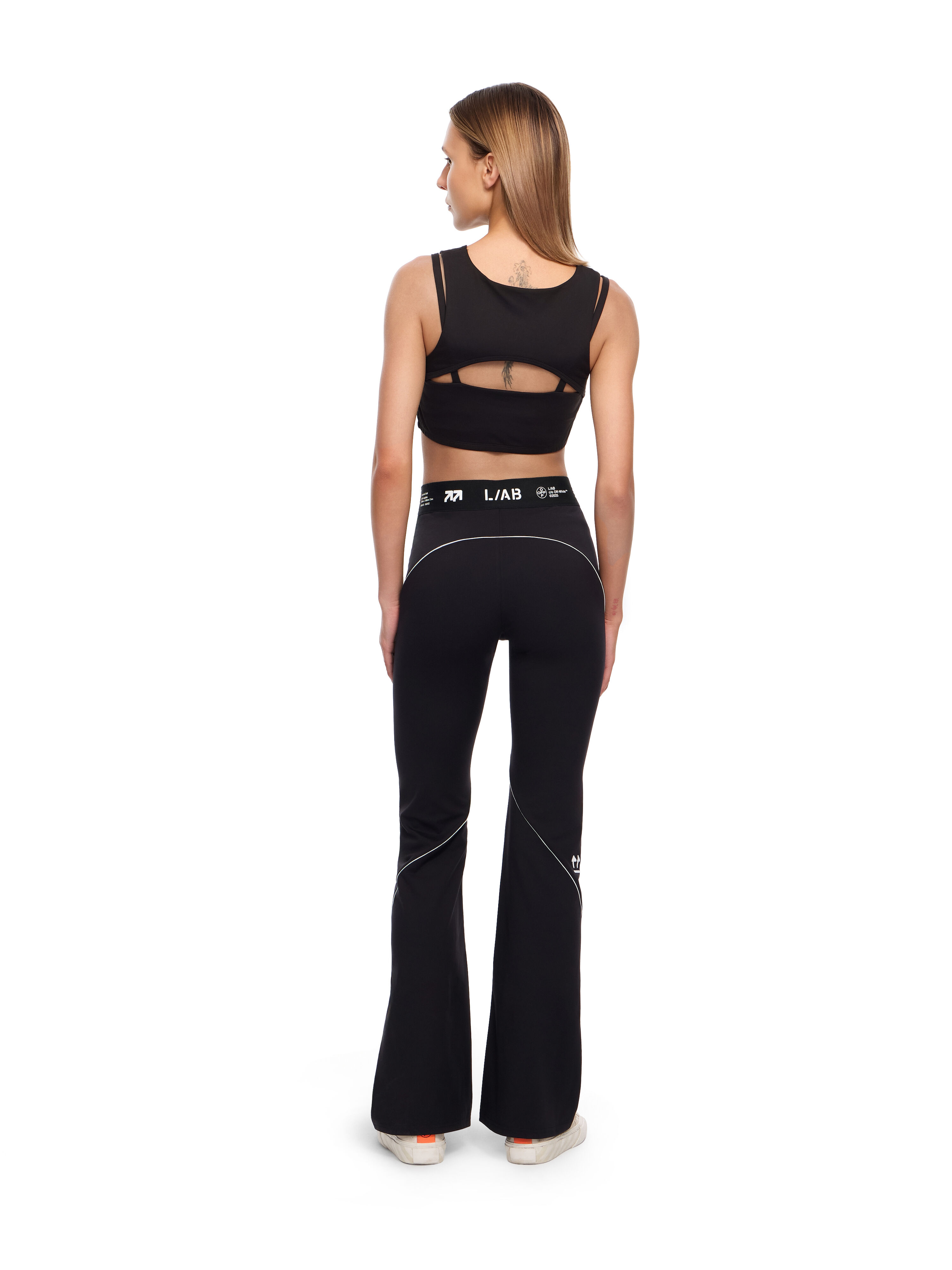 LAB L/AB Cut-Out Logo Crop Top Black Night LABF2639A00072T