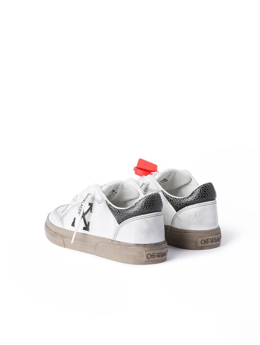 OFF WHITE Vulcanized Low Worn Out Sneakers VINTAGE WHITE/BLACK OF06386001
